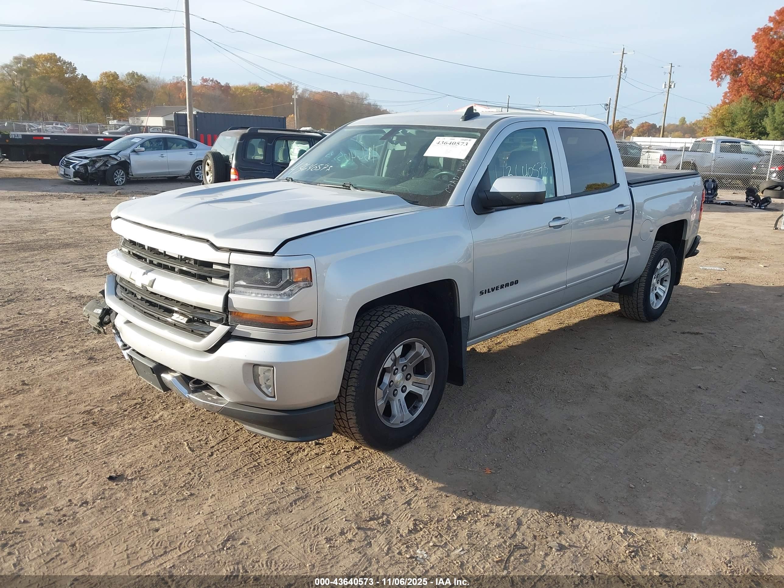 CHEVROLET SILVERADO image 2