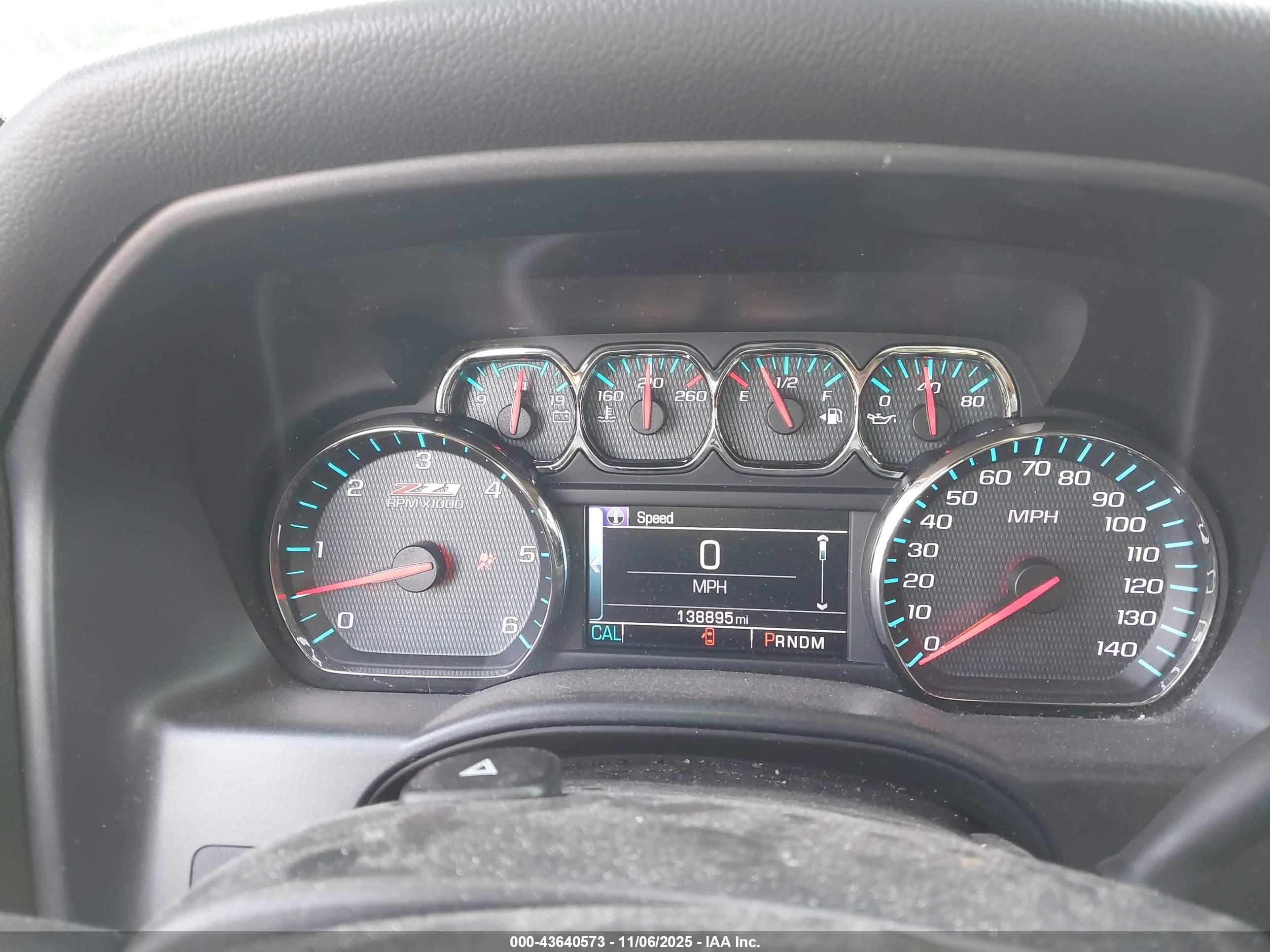 CHEVROLET SILVERADO image 7