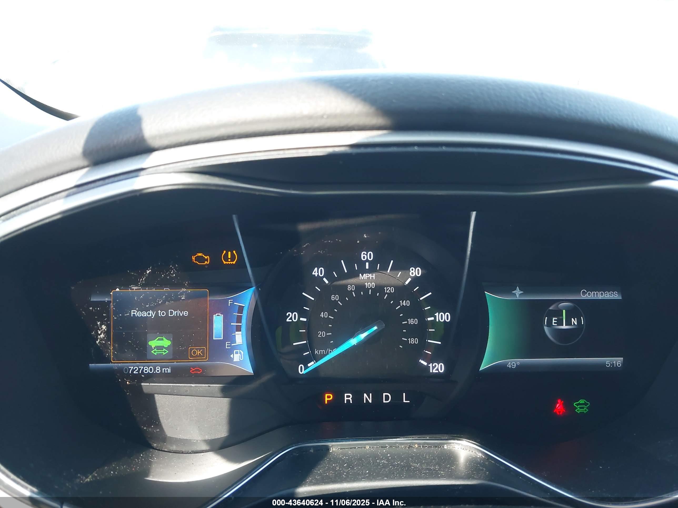 FORD FUSION image 7