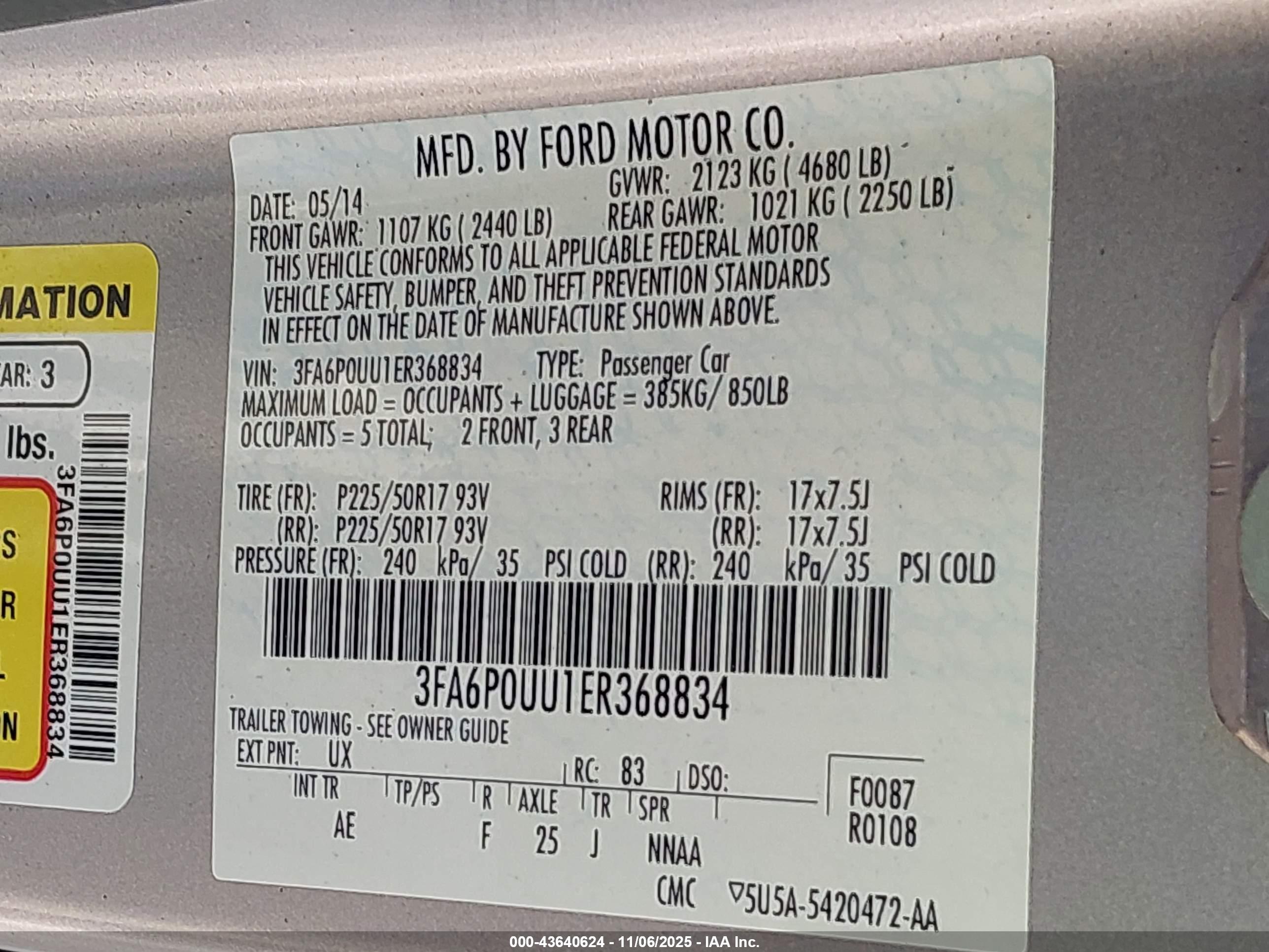 FORD FUSION image 9