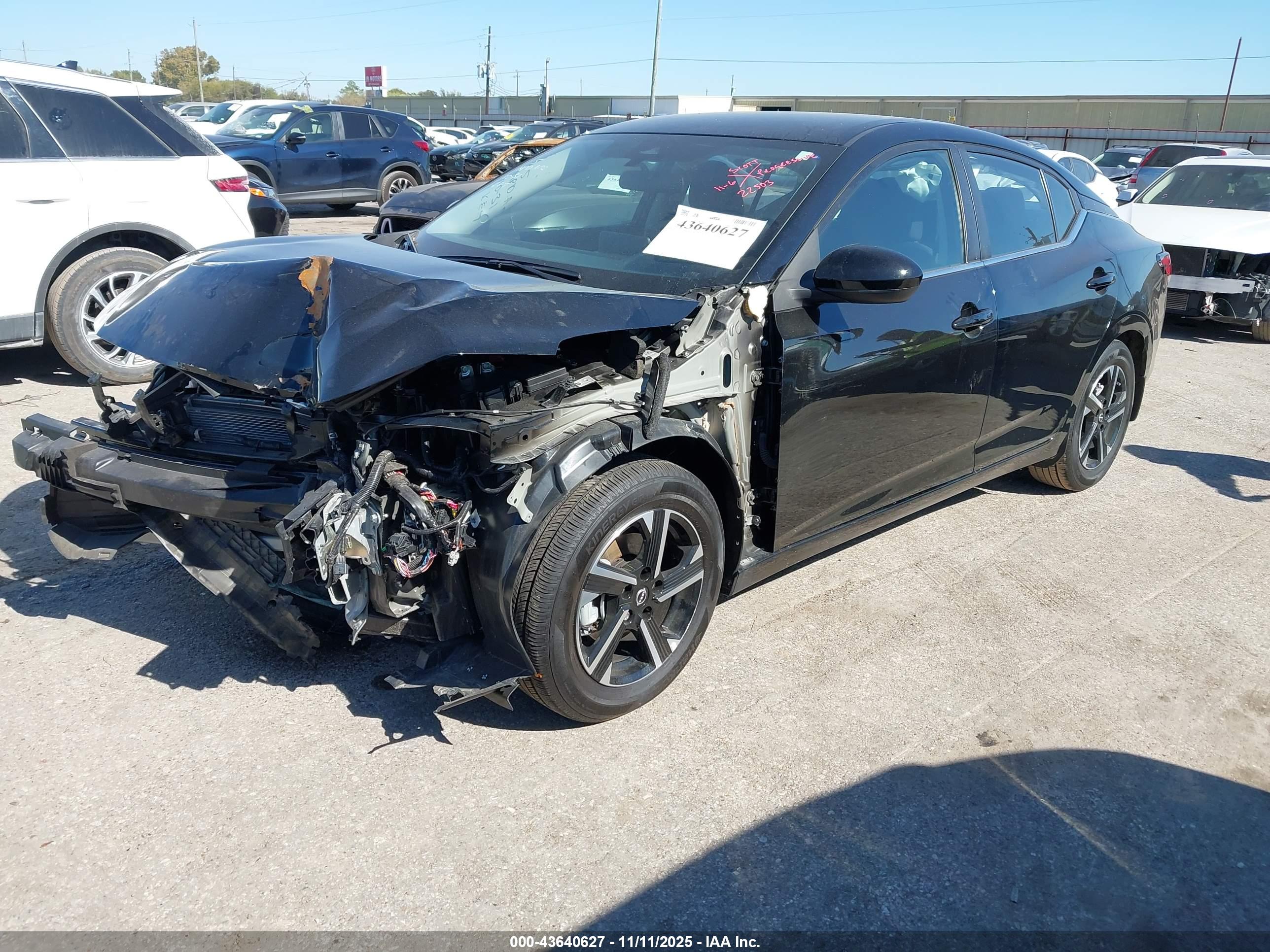 NISSAN SENTRA image 2
