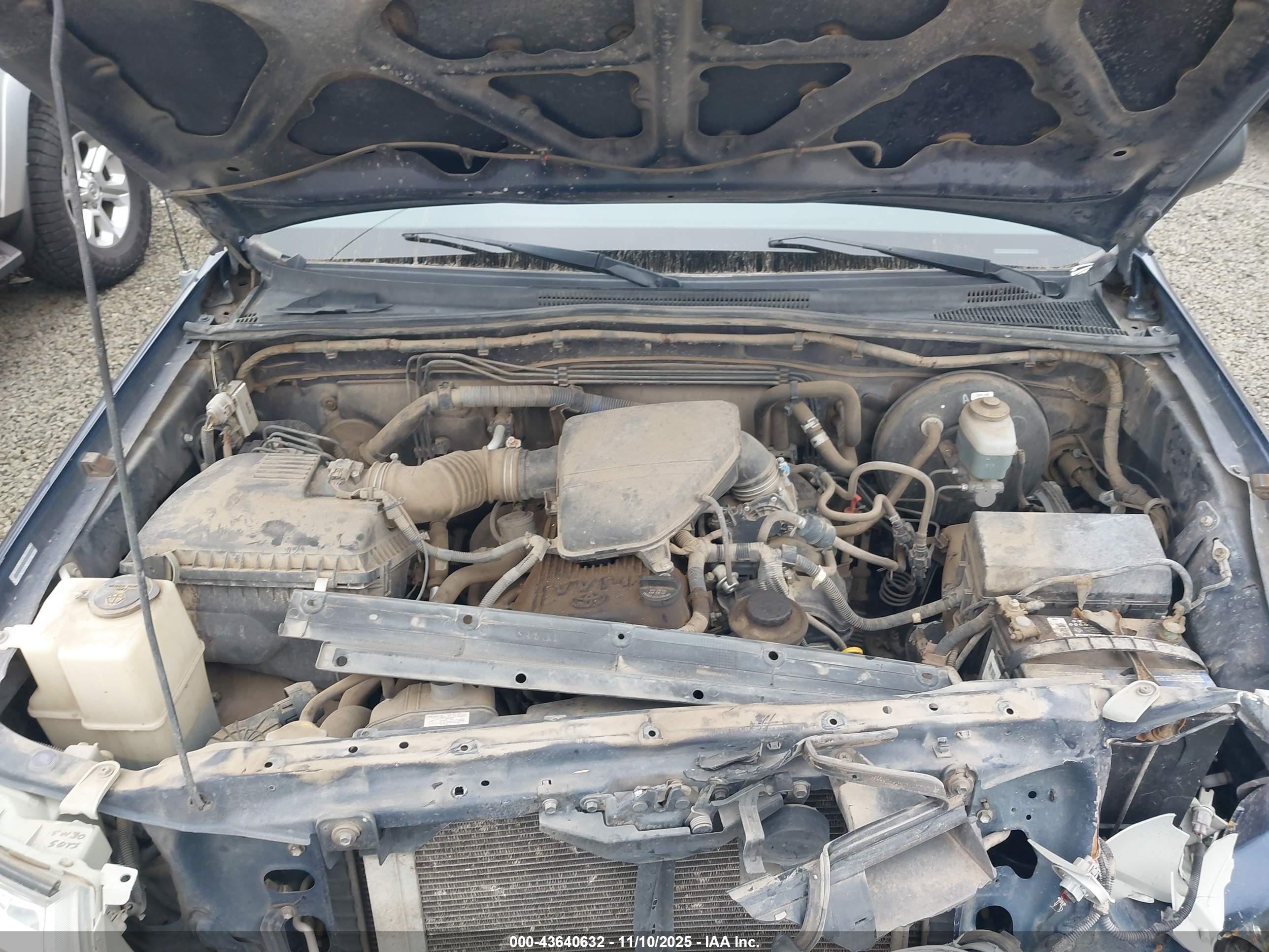 TOYOTA TACOMA image 10