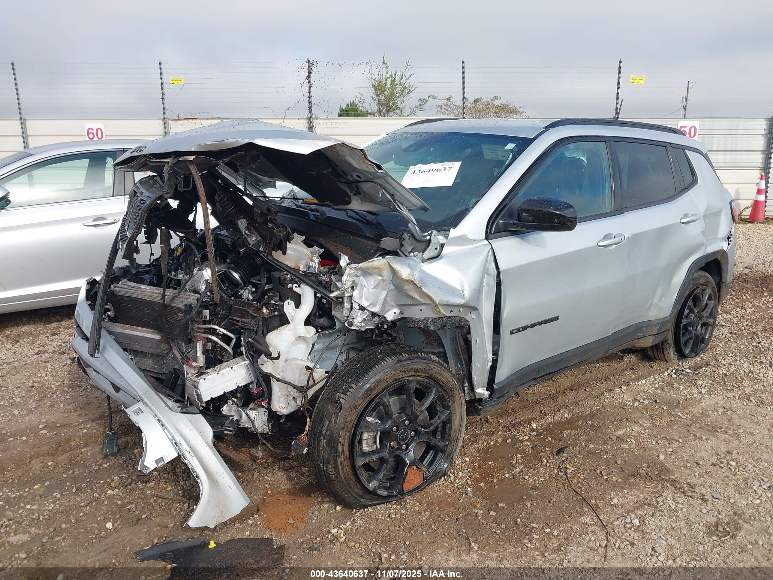 JEEP COMPASS image 2