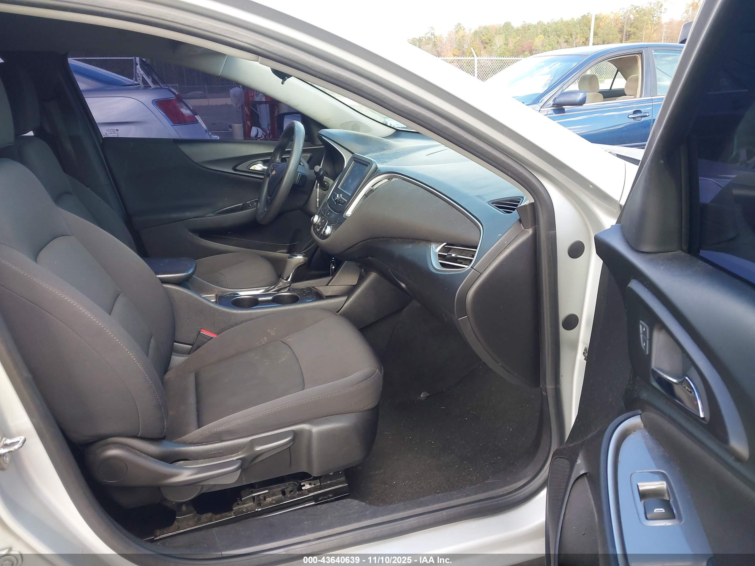 CHEVROLET MALIBU image 5