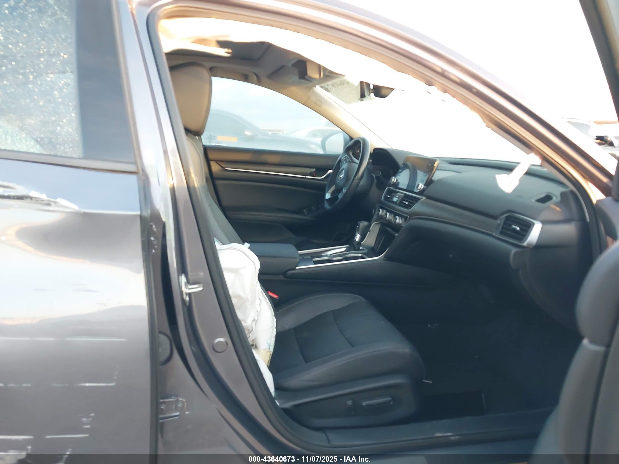 HONDA ACCORD image 5