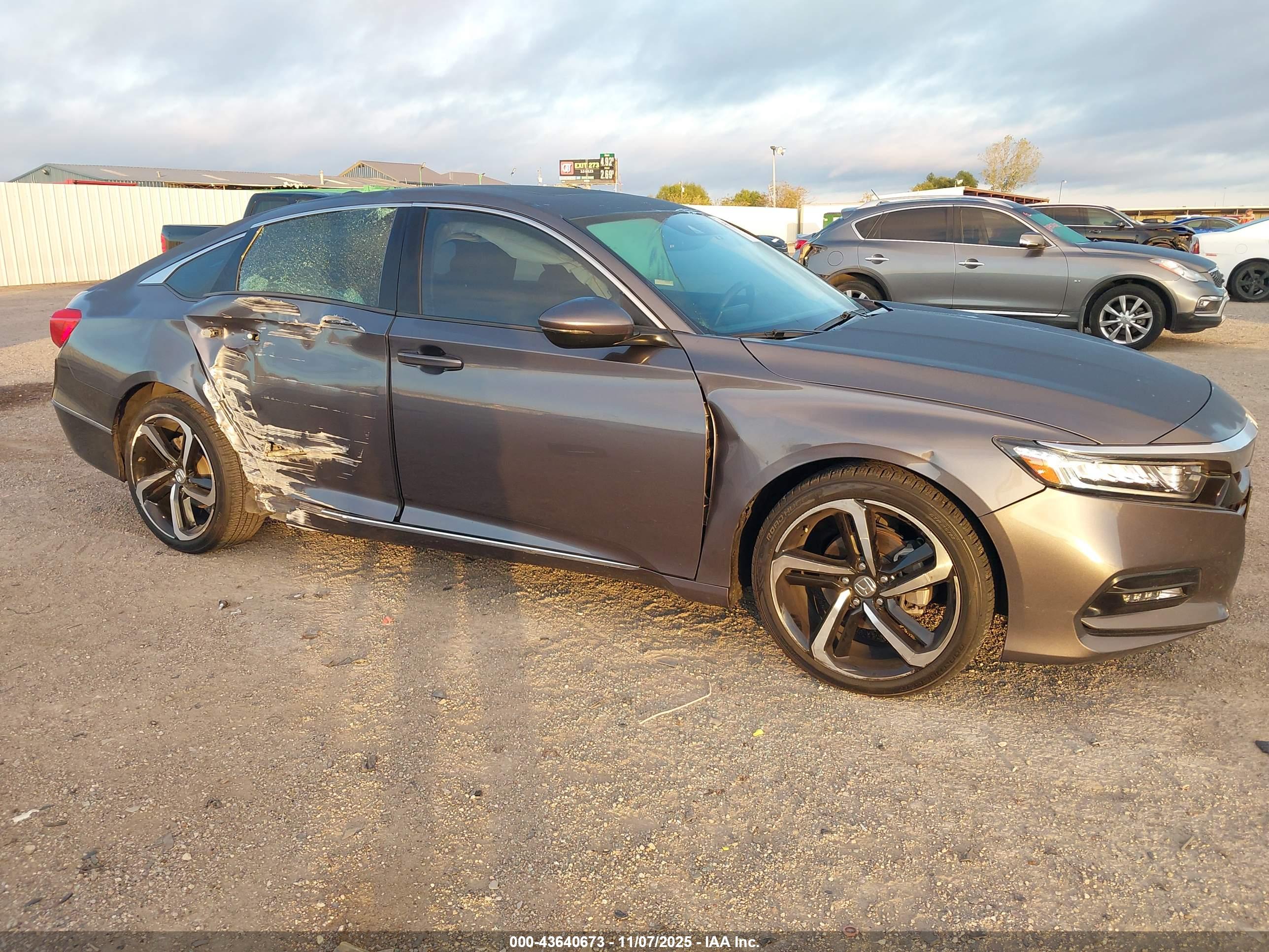 HONDA ACCORD image 6