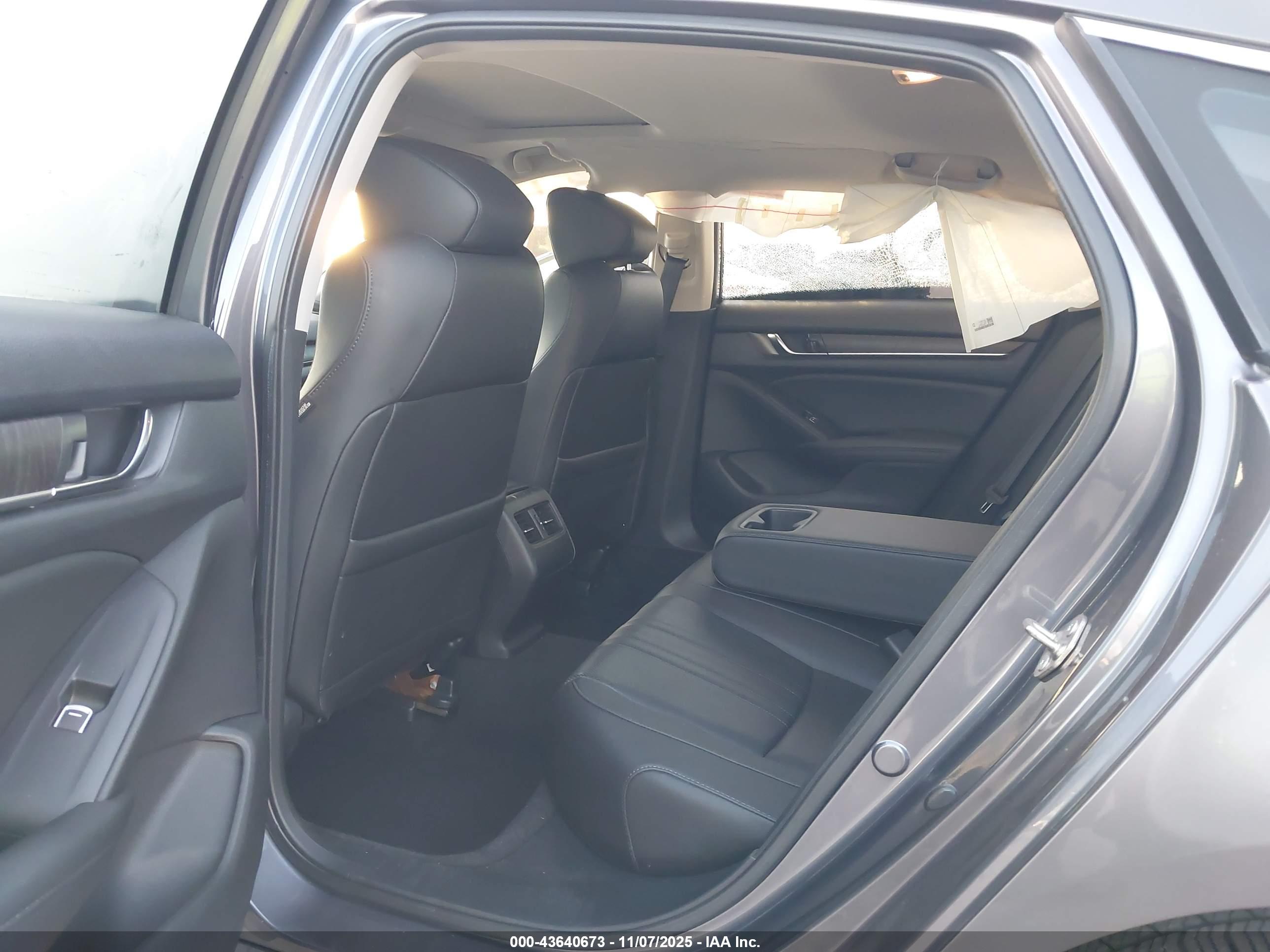 HONDA ACCORD image 8