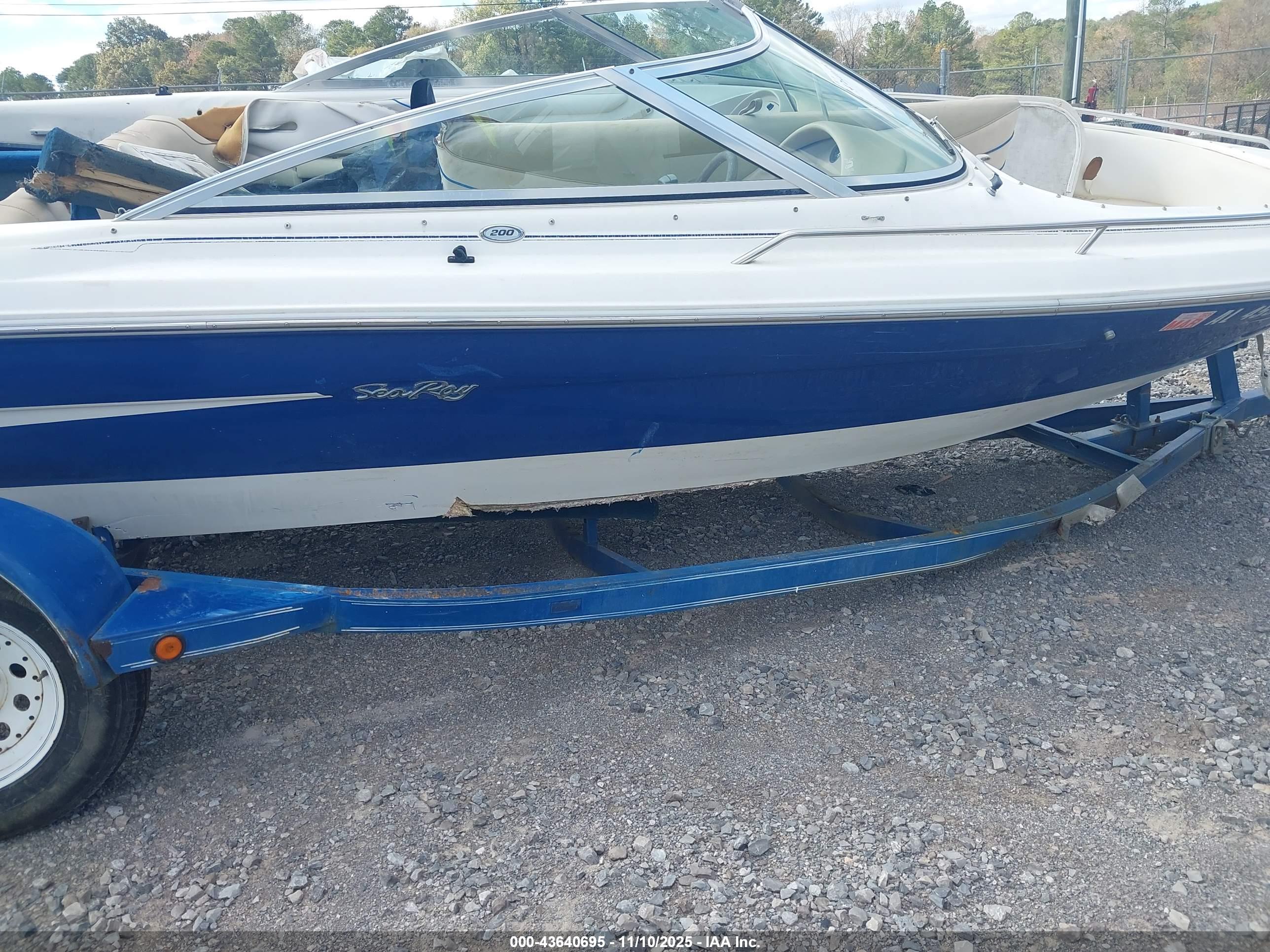 SEA RAY image 6