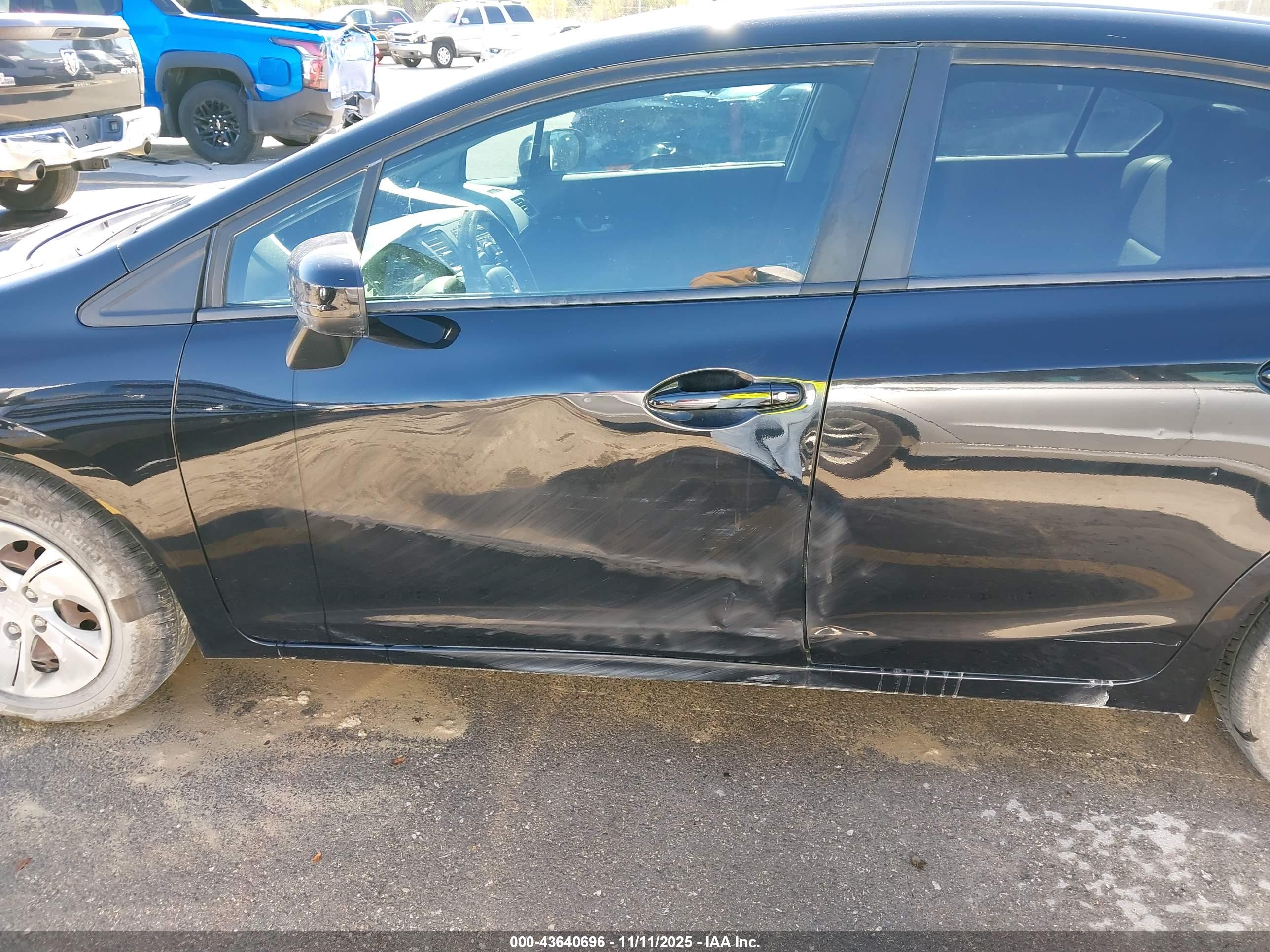 HONDA CIVIC image 6