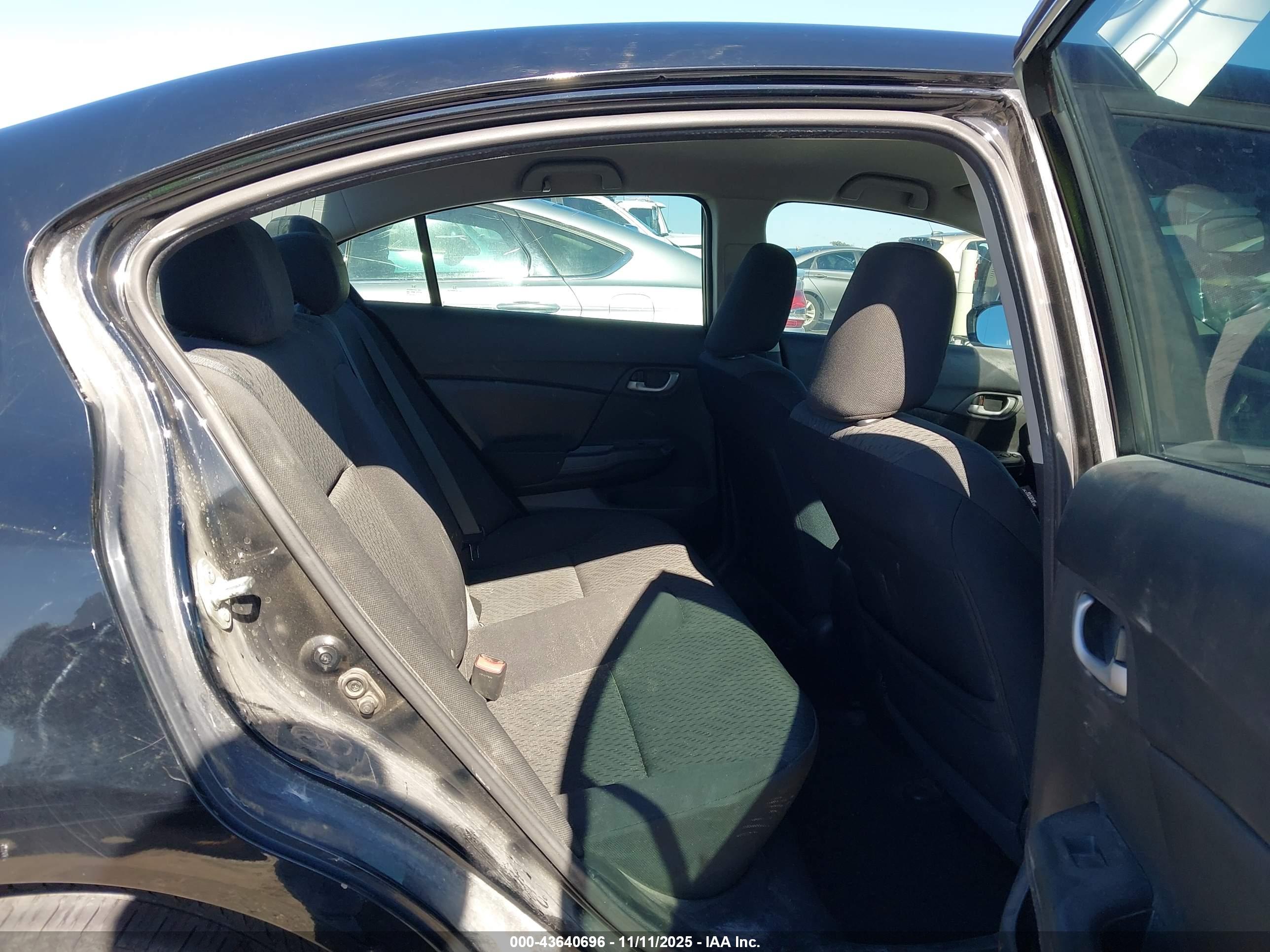 HONDA CIVIC image 8