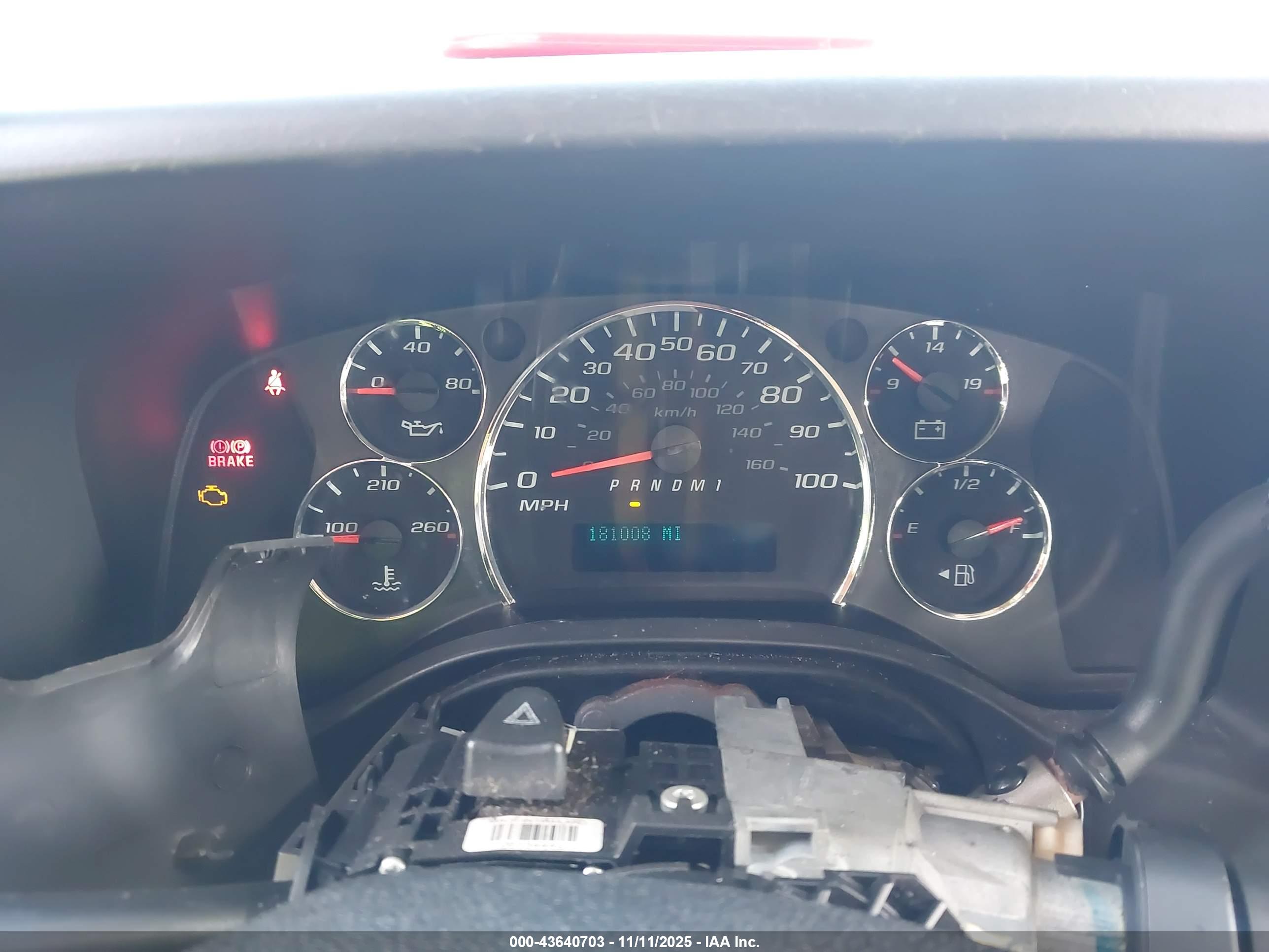 CHEVROLET EXPRESS image 6