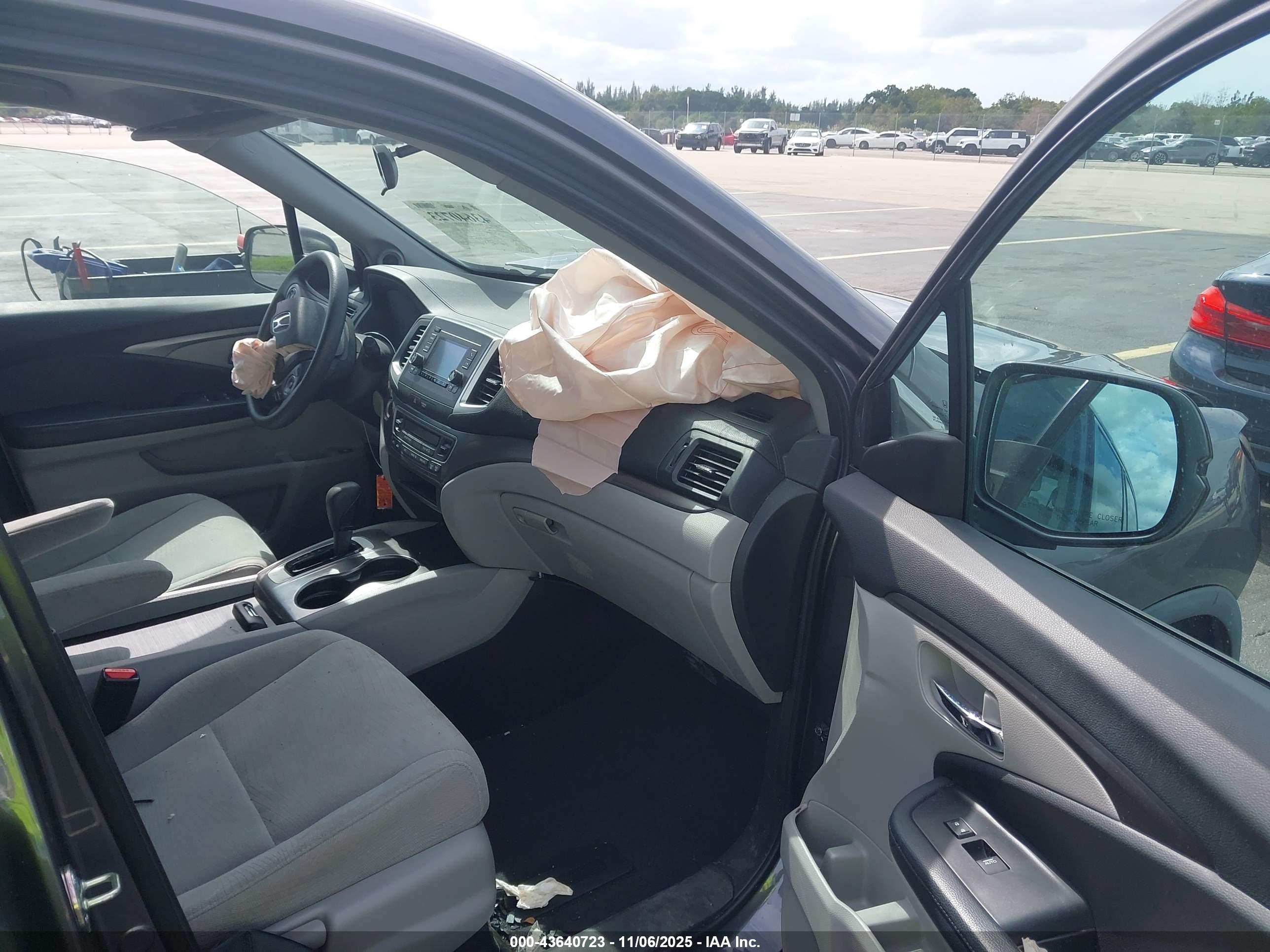 HONDA PILOT image 5