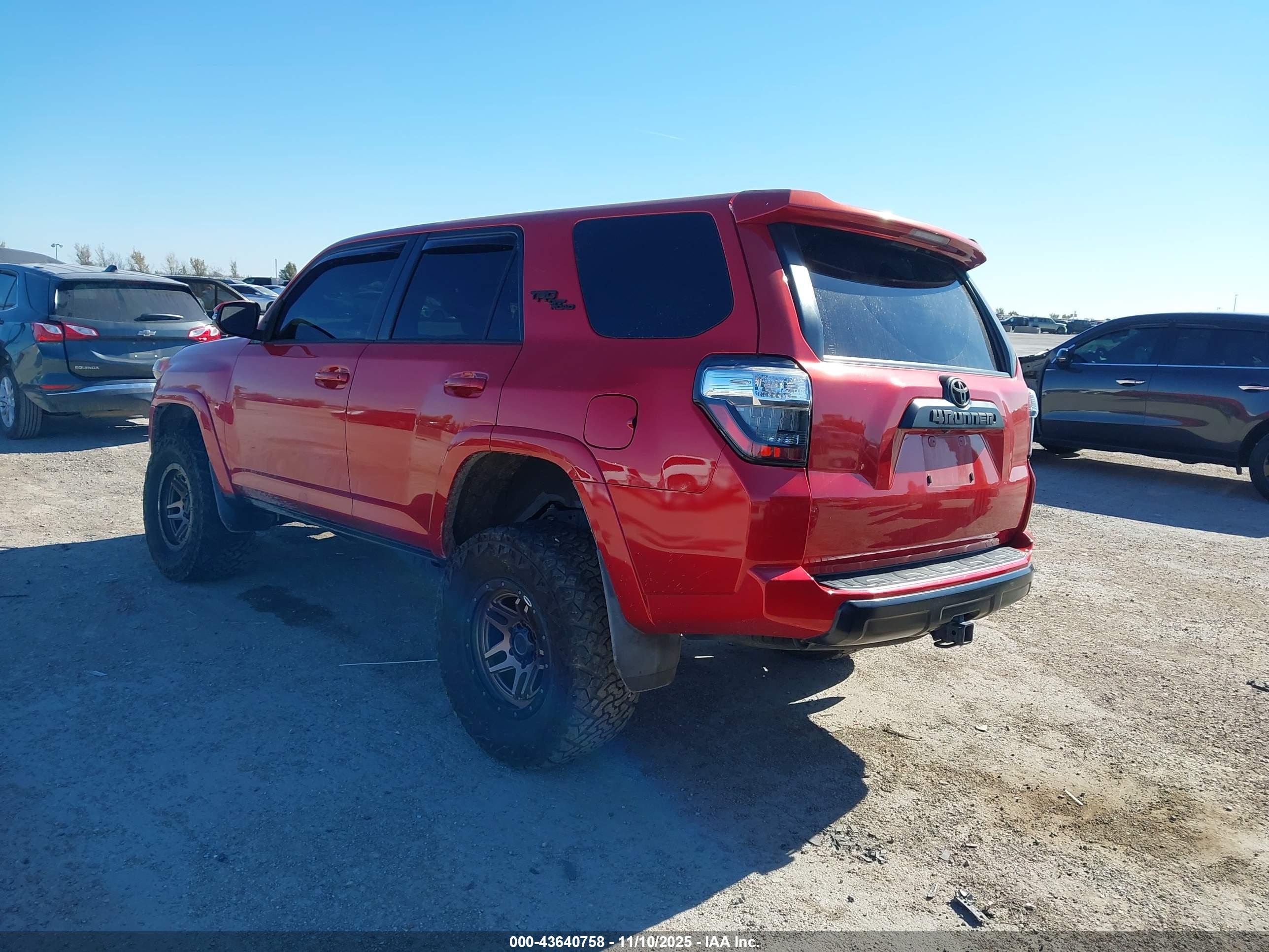 TOYOTA 4RUNNER image 3