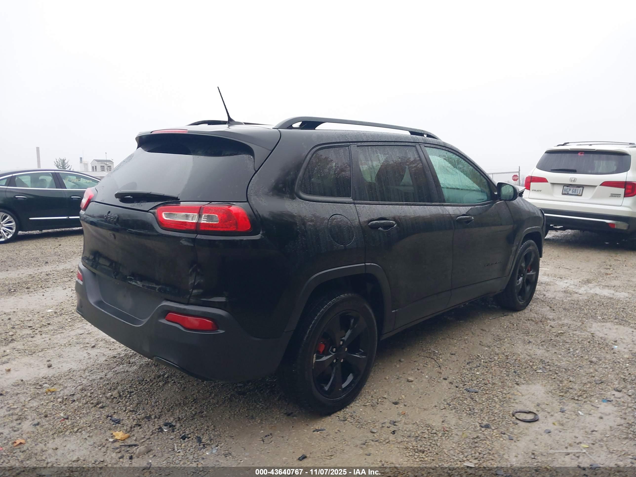JEEP CHEROKEE image 4