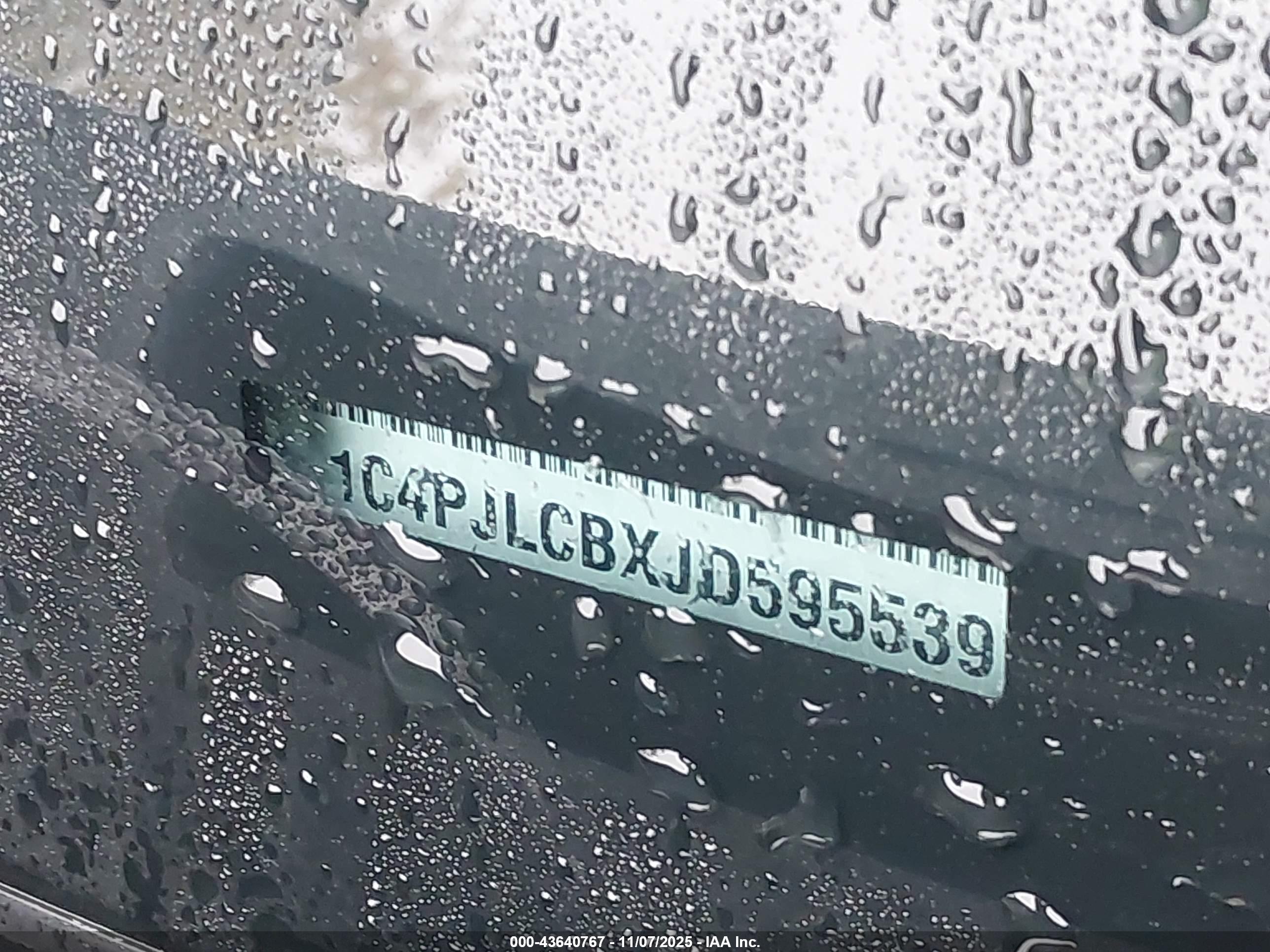 JEEP CHEROKEE image 9