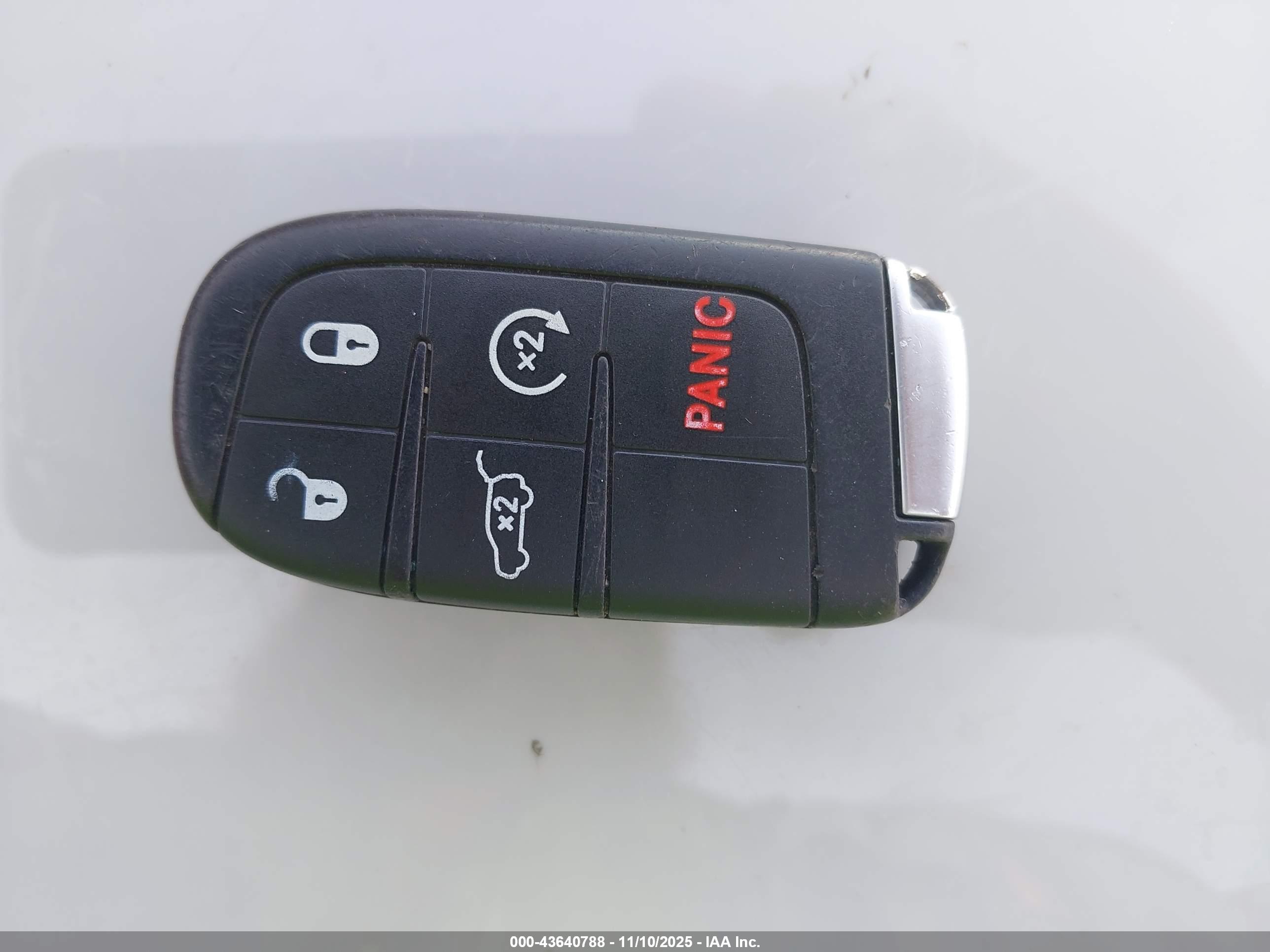JEEP GRAND image 11