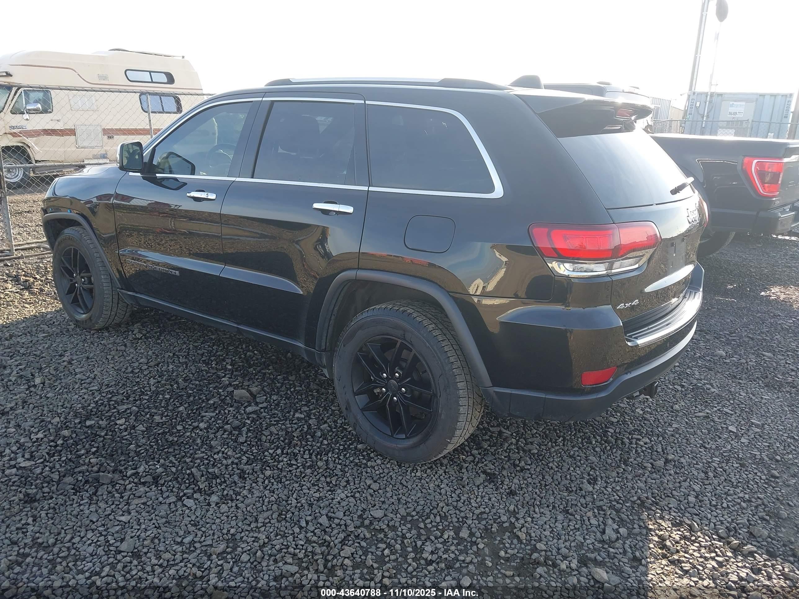 JEEP GRAND image 3