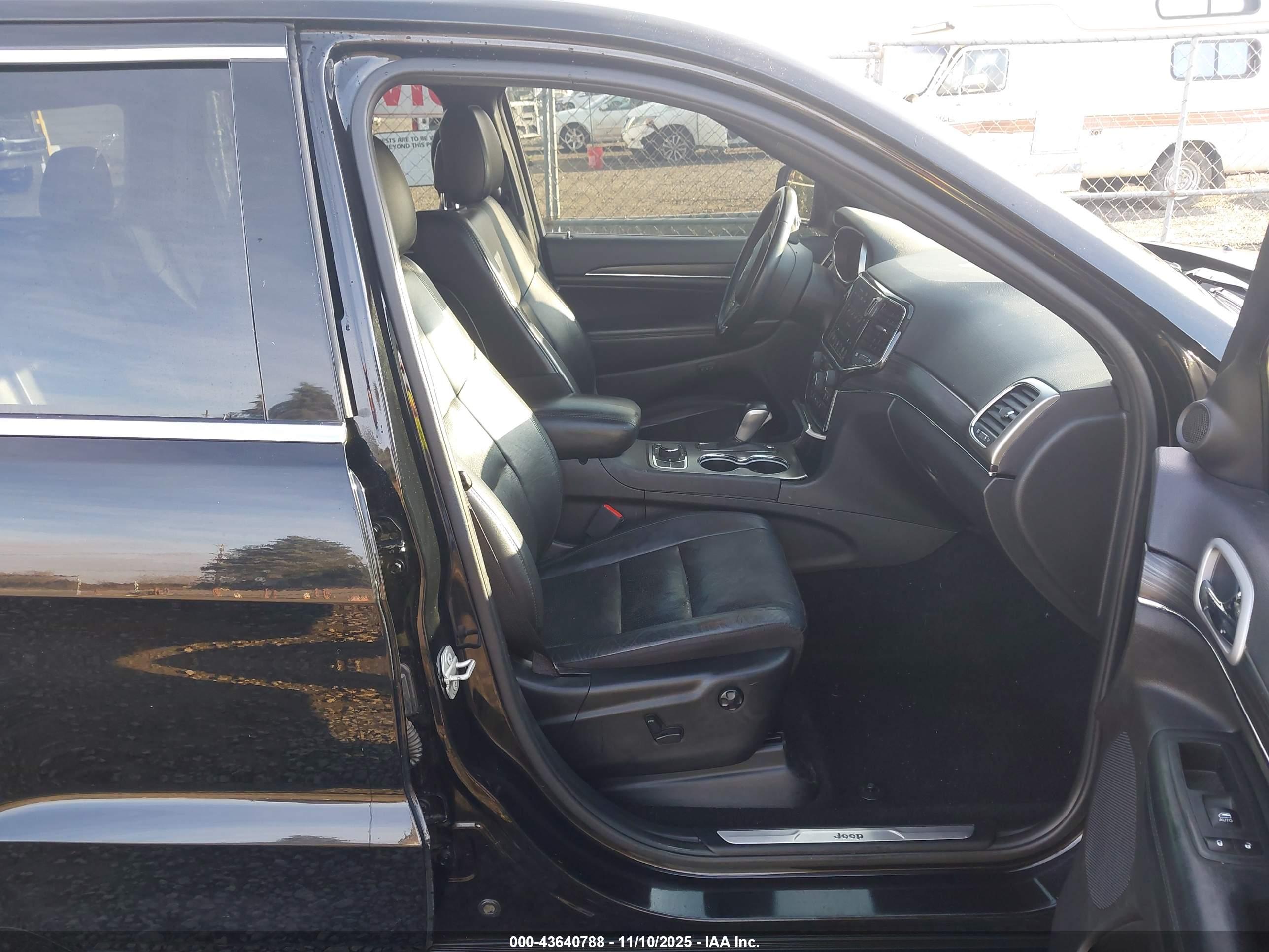 JEEP GRAND image 5