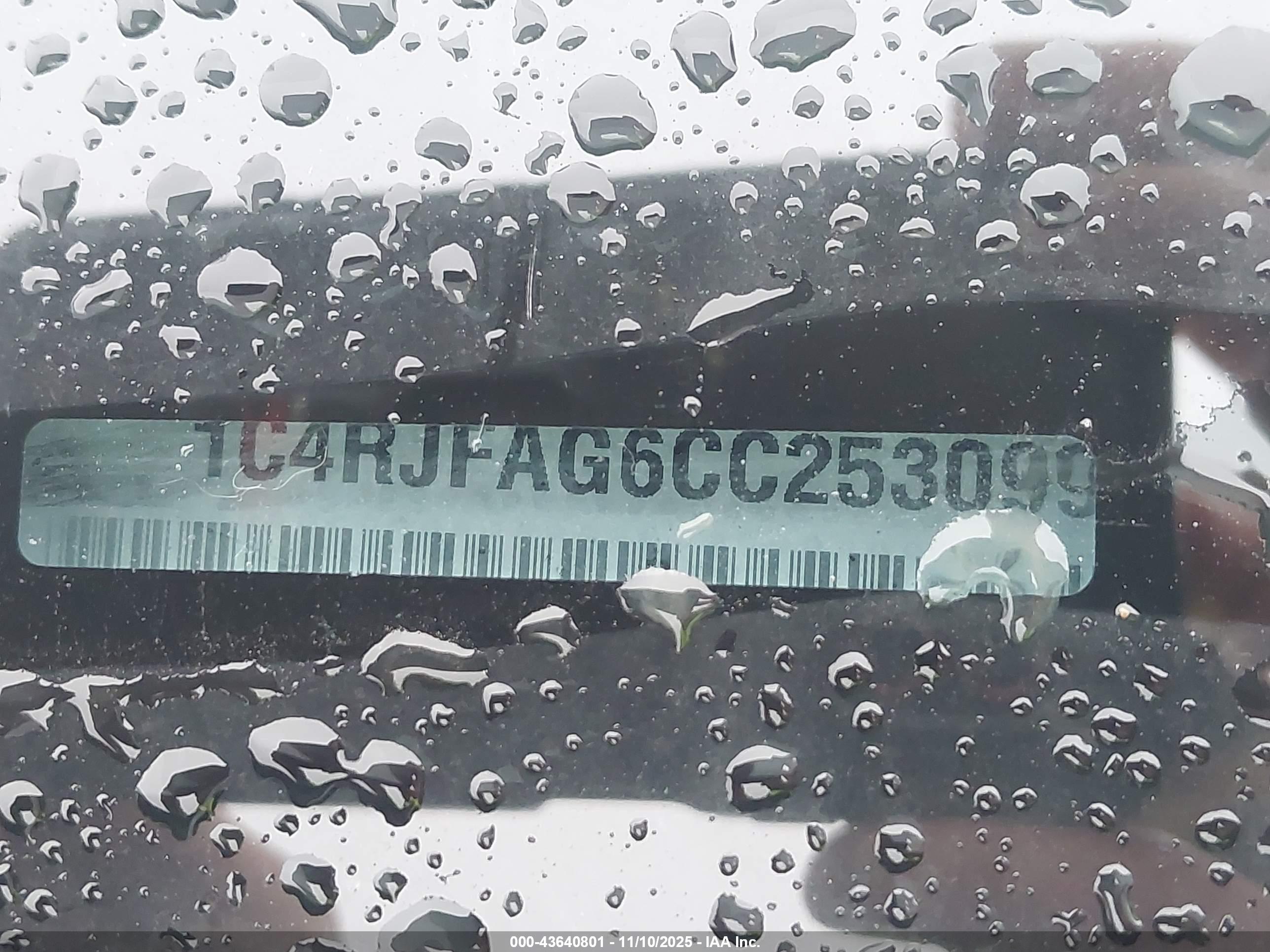 JEEP GRAND image 9