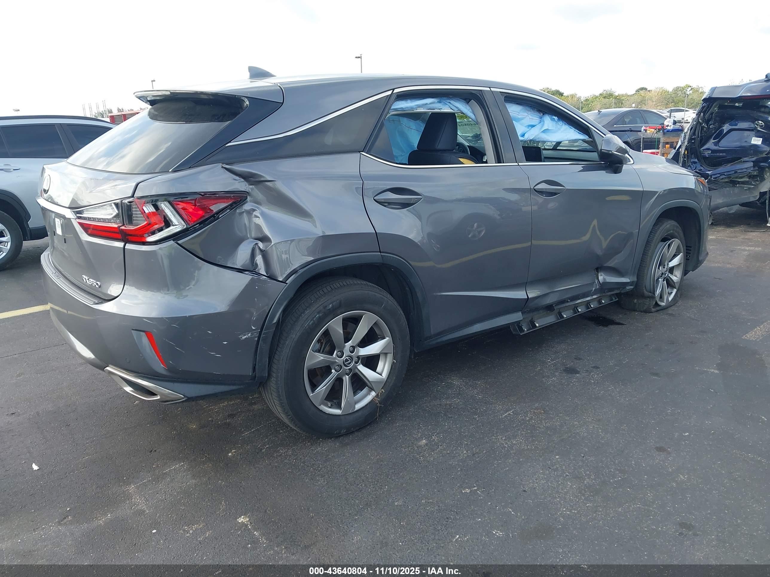 LEXUS RX image 4