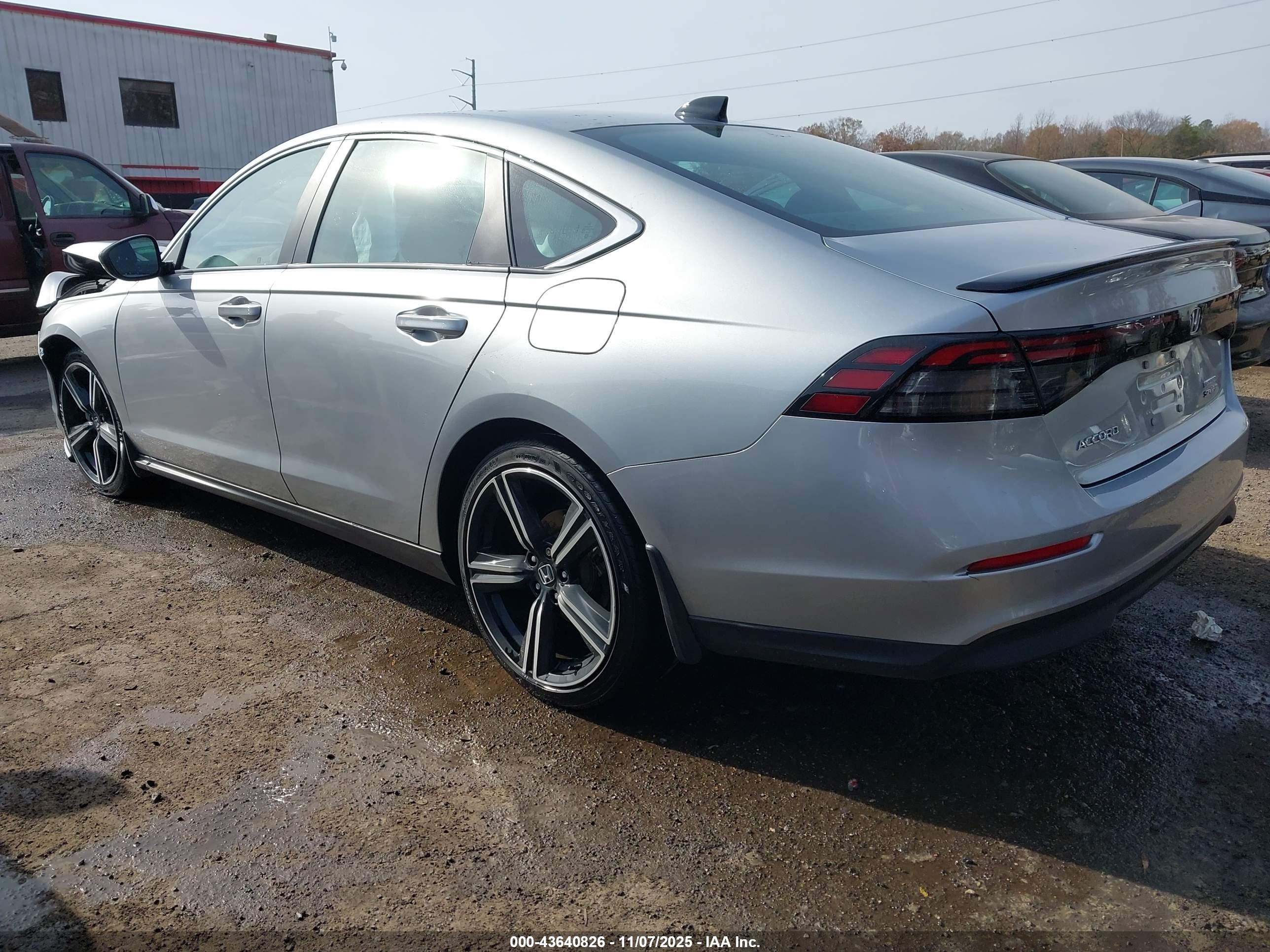 HONDA ACCORD image 3