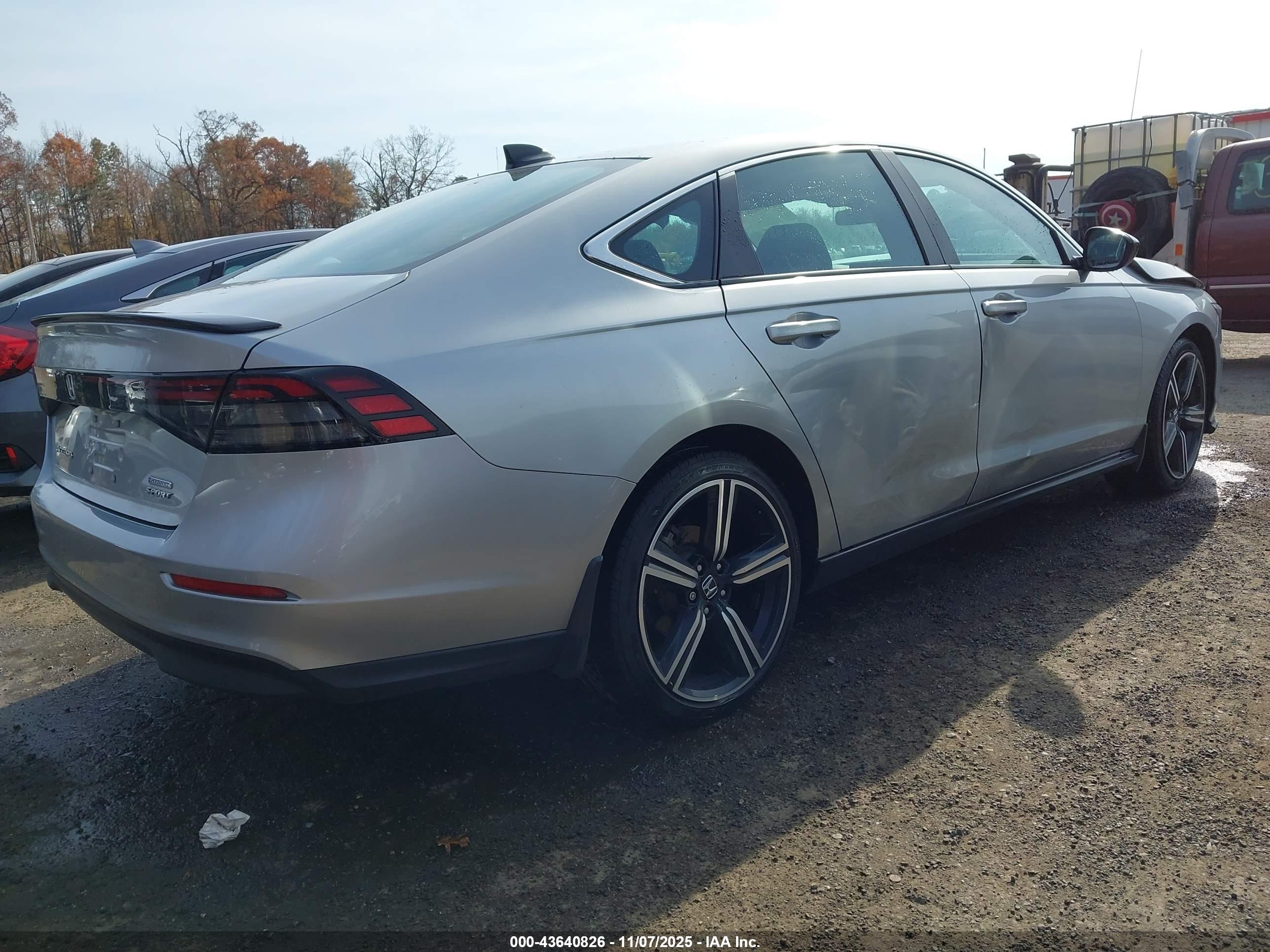 HONDA ACCORD image 4