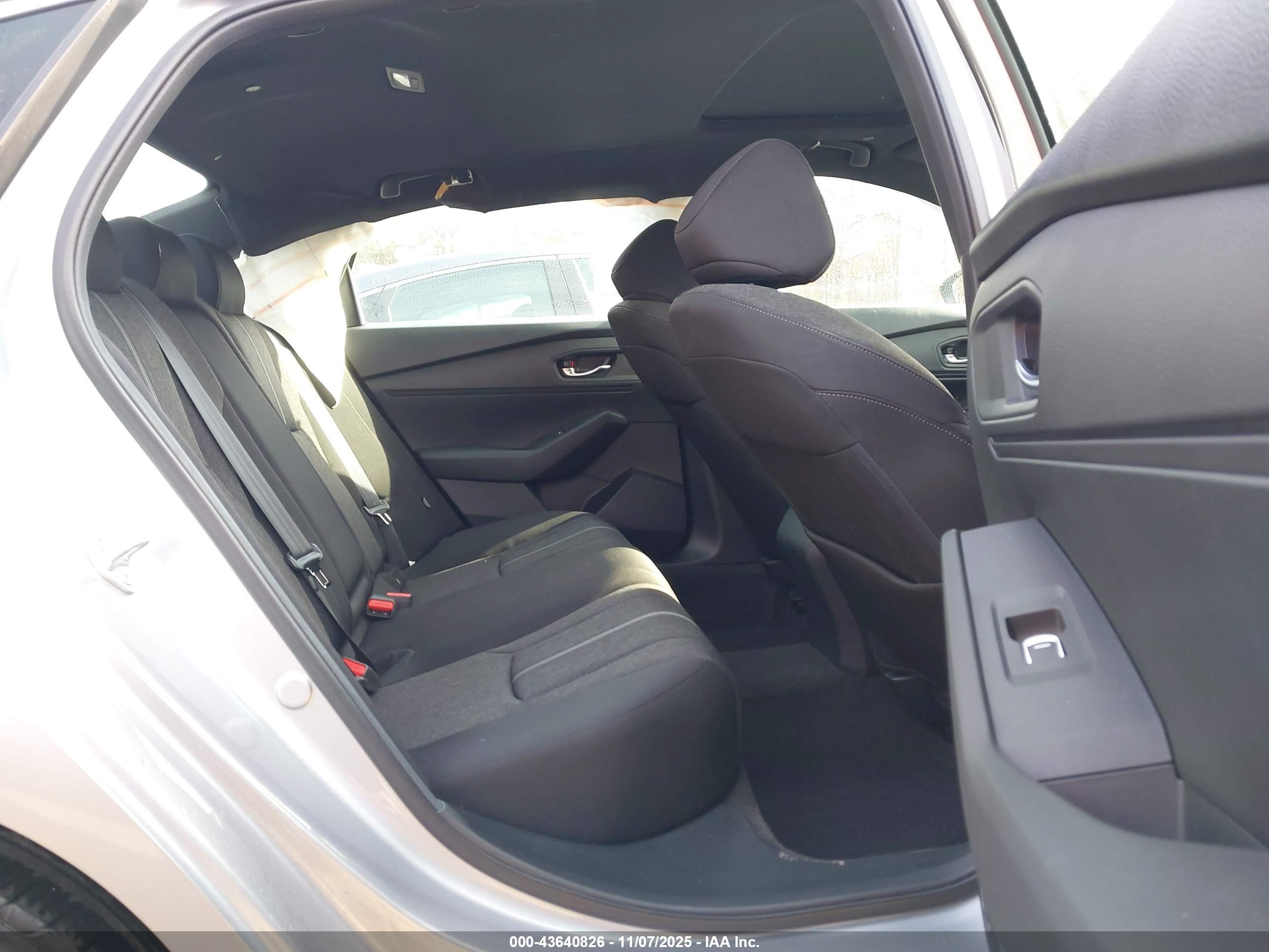 HONDA ACCORD image 8