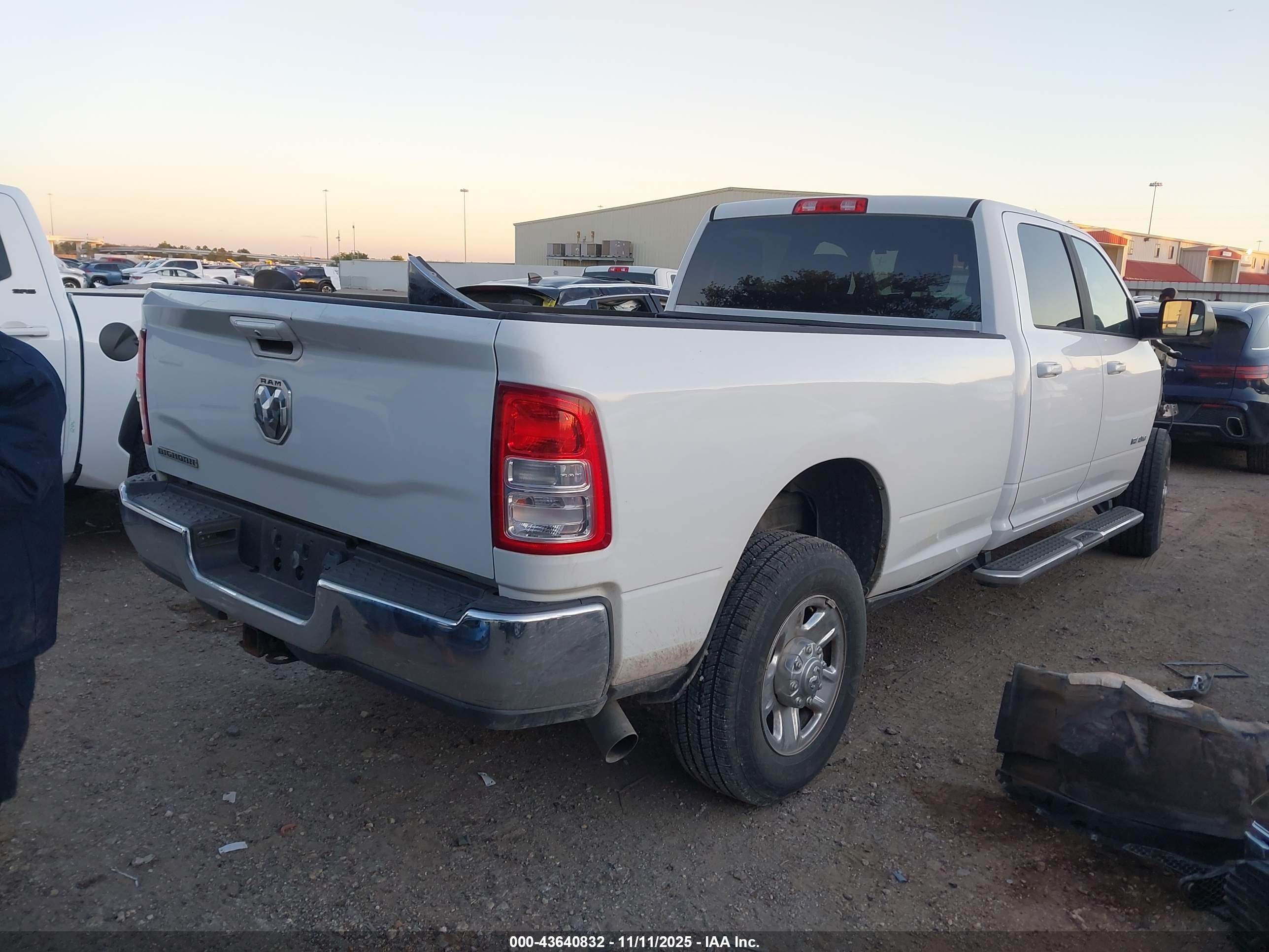 RAM 2500 image 4