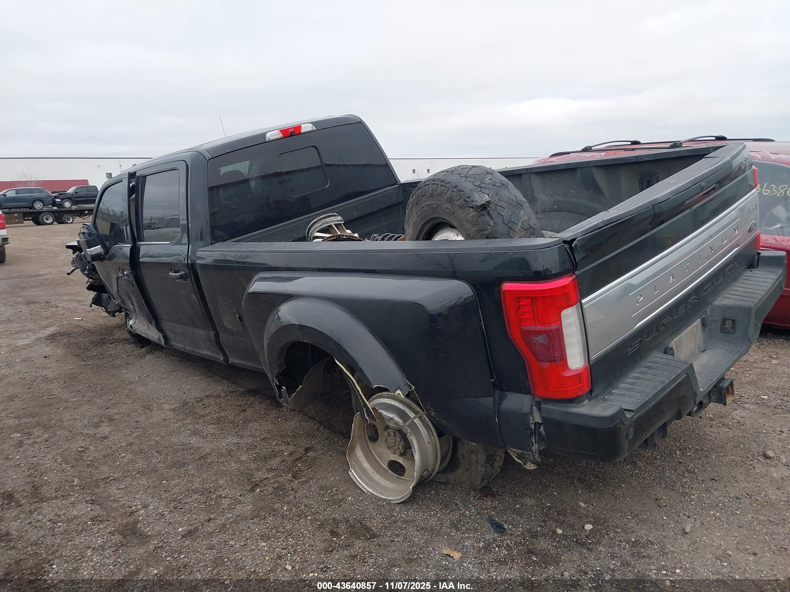 FORD F-350 image 3