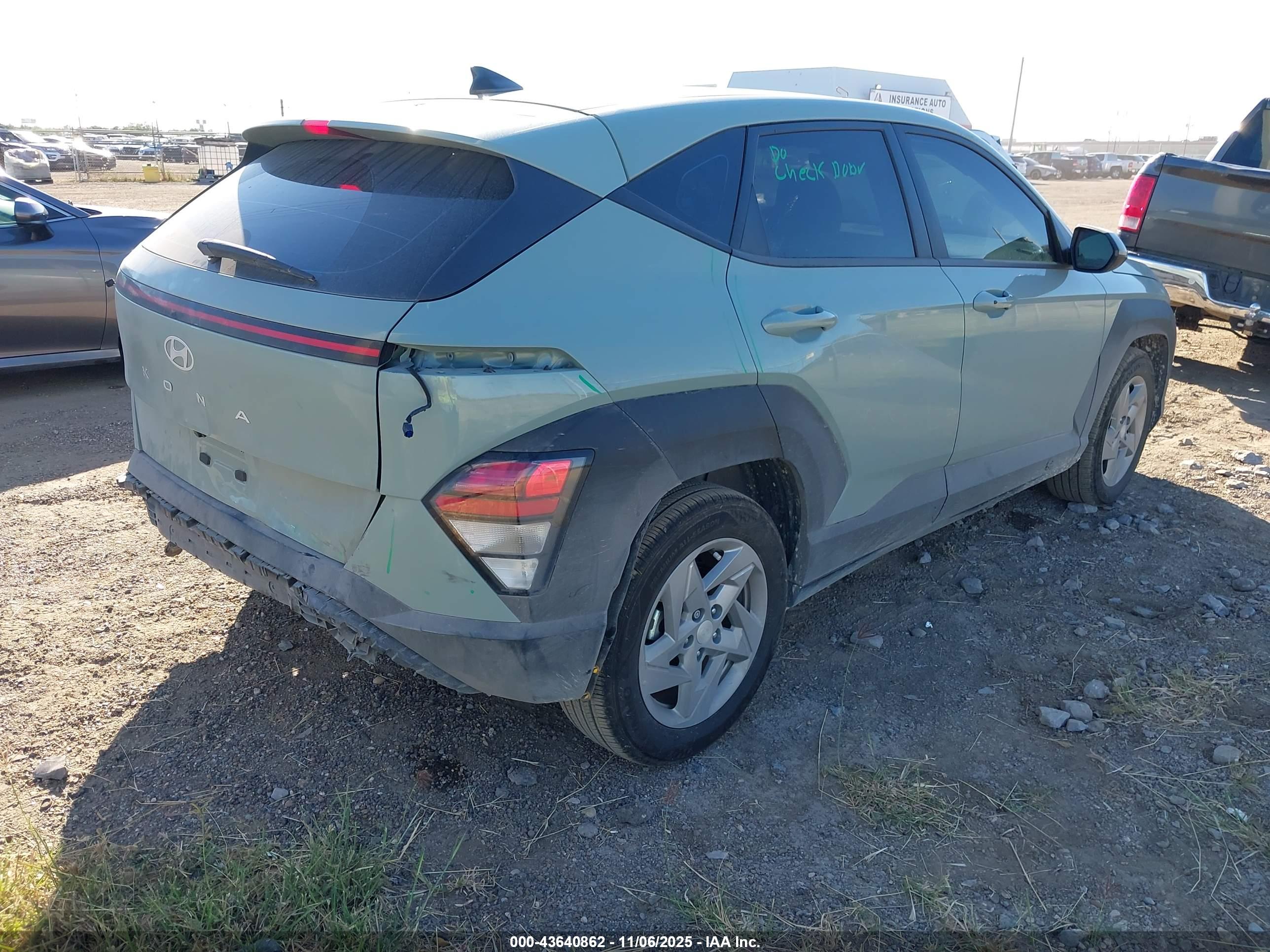 HYUNDAI KONA image 4