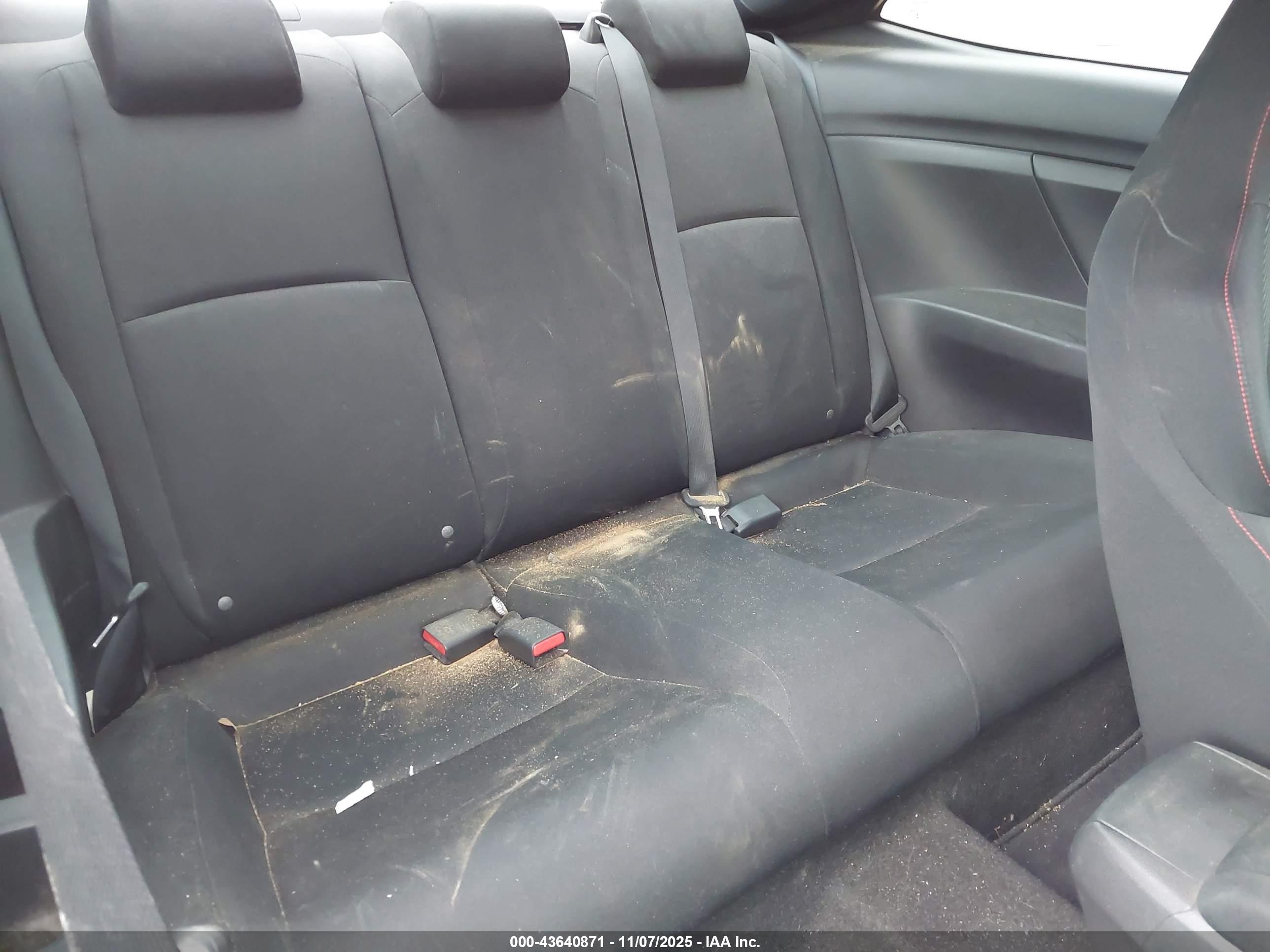 HONDA CIVIC image 8