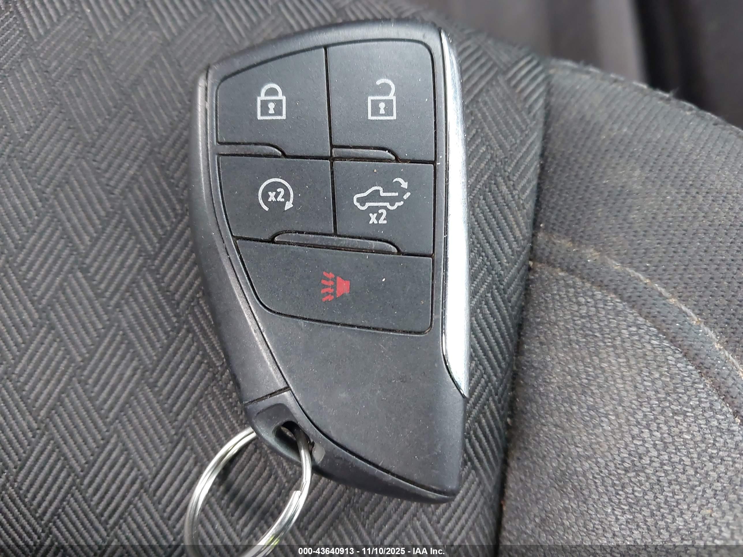 GMC SIERRA image 11