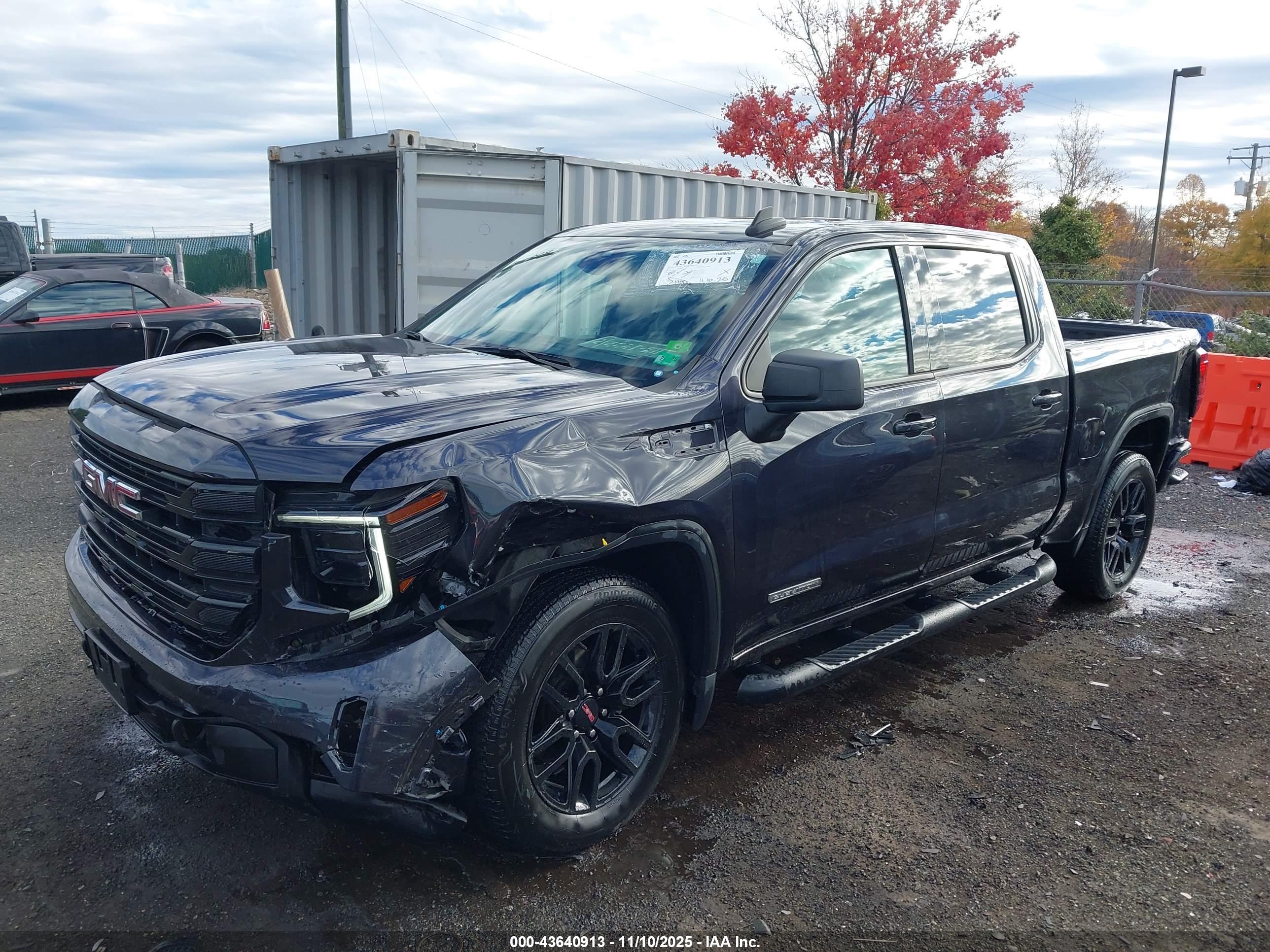 GMC SIERRA image 2
