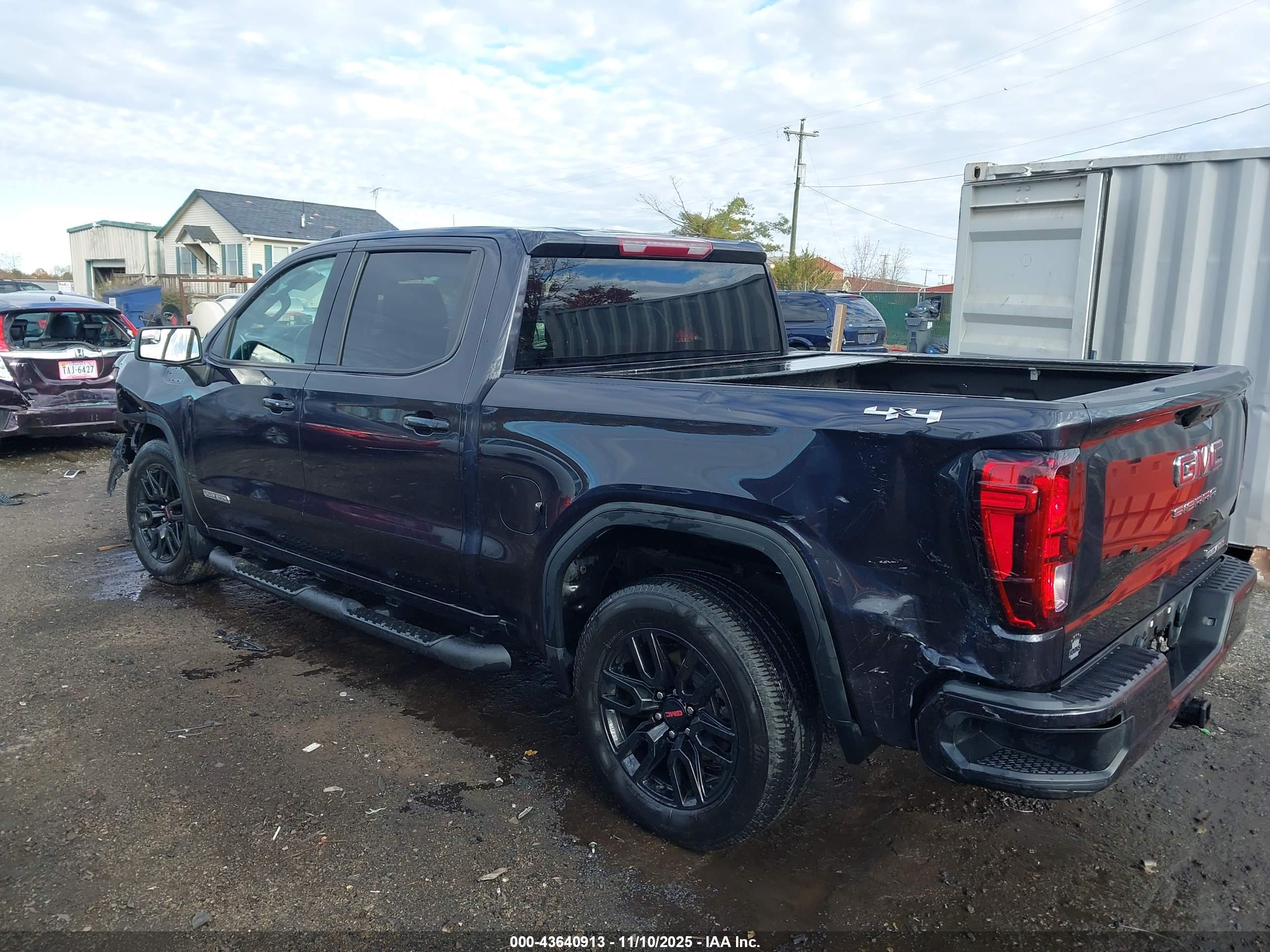 GMC SIERRA image 3