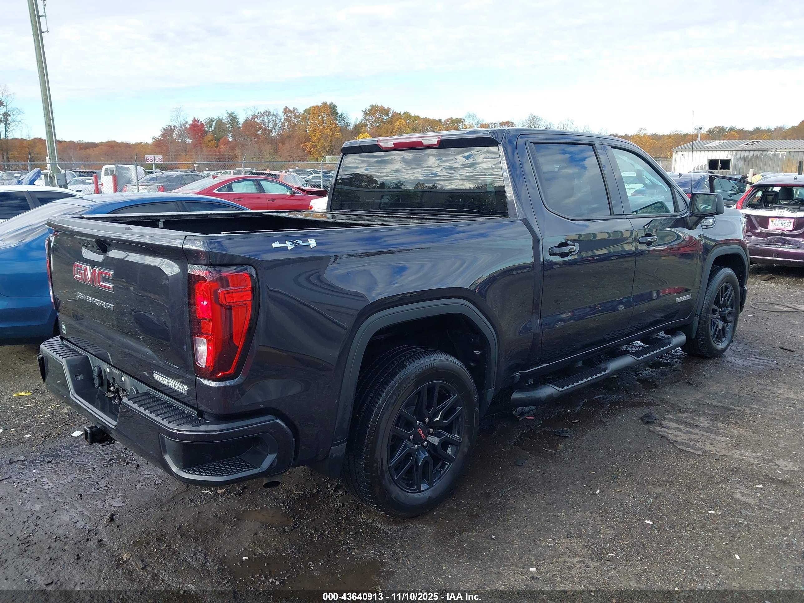 GMC SIERRA image 4