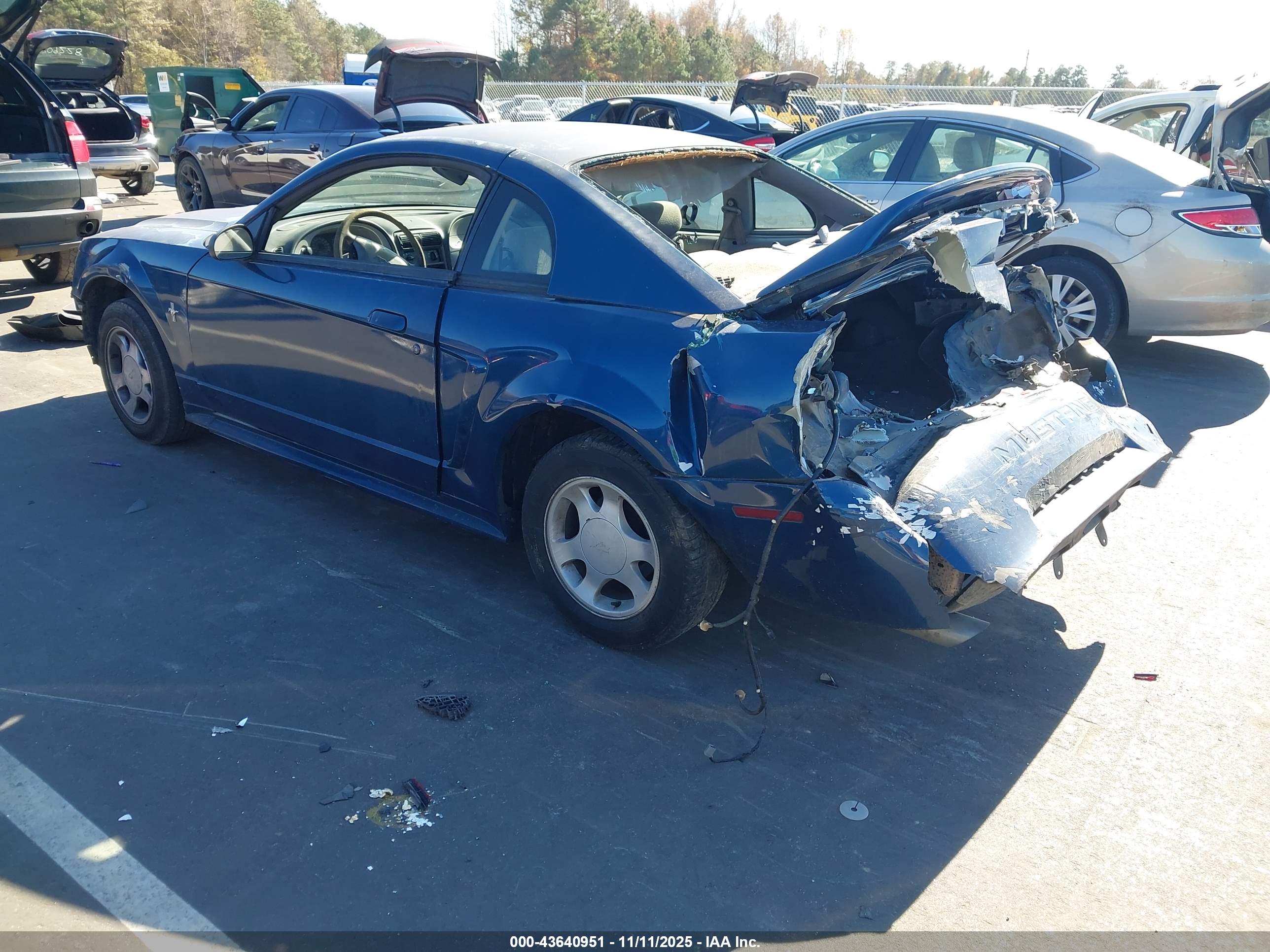 FORD MUSTANG image 3