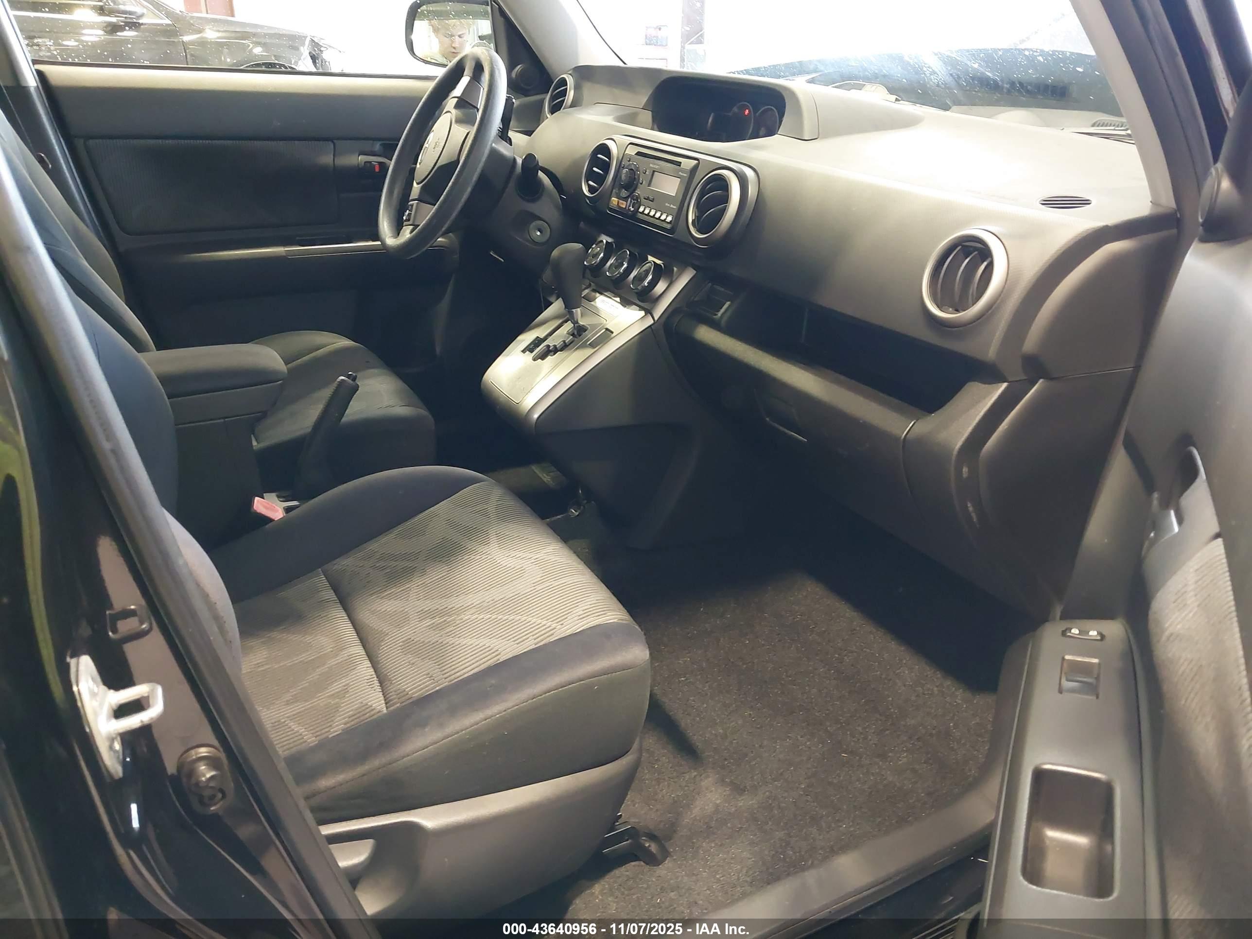 SCION XB image 5