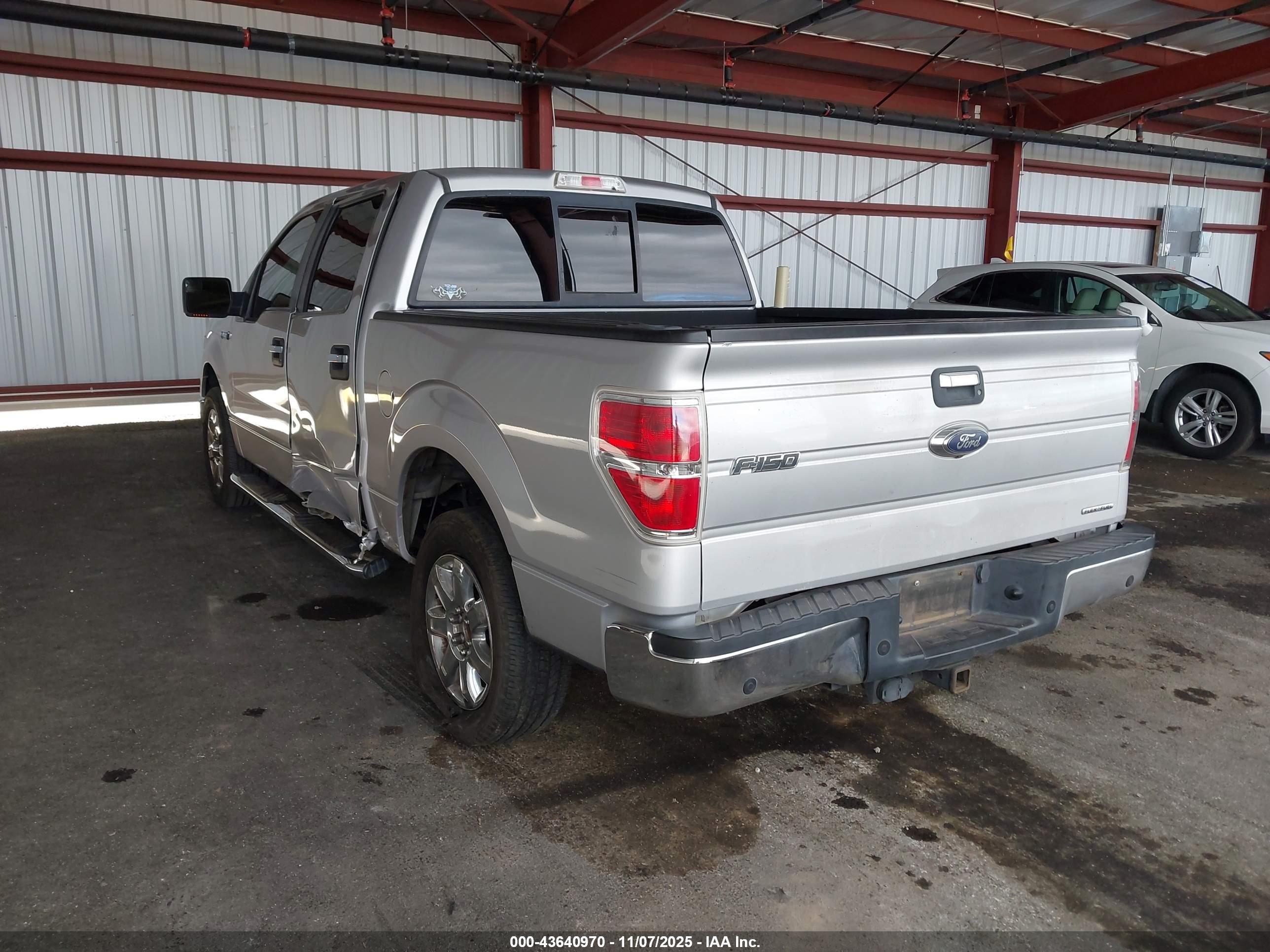 FORD F-150 image 3