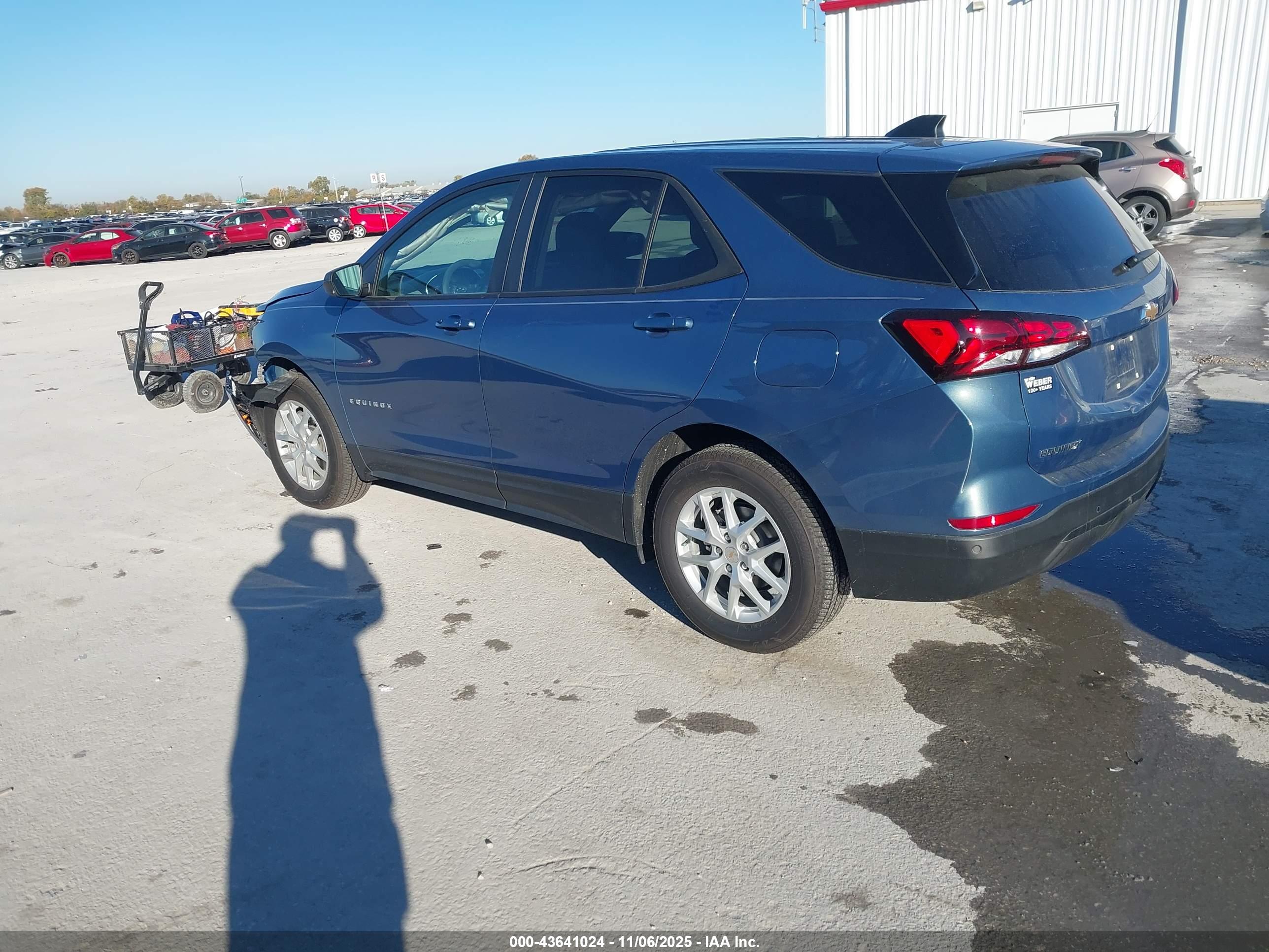 CHEVROLET EQUINOX image 3