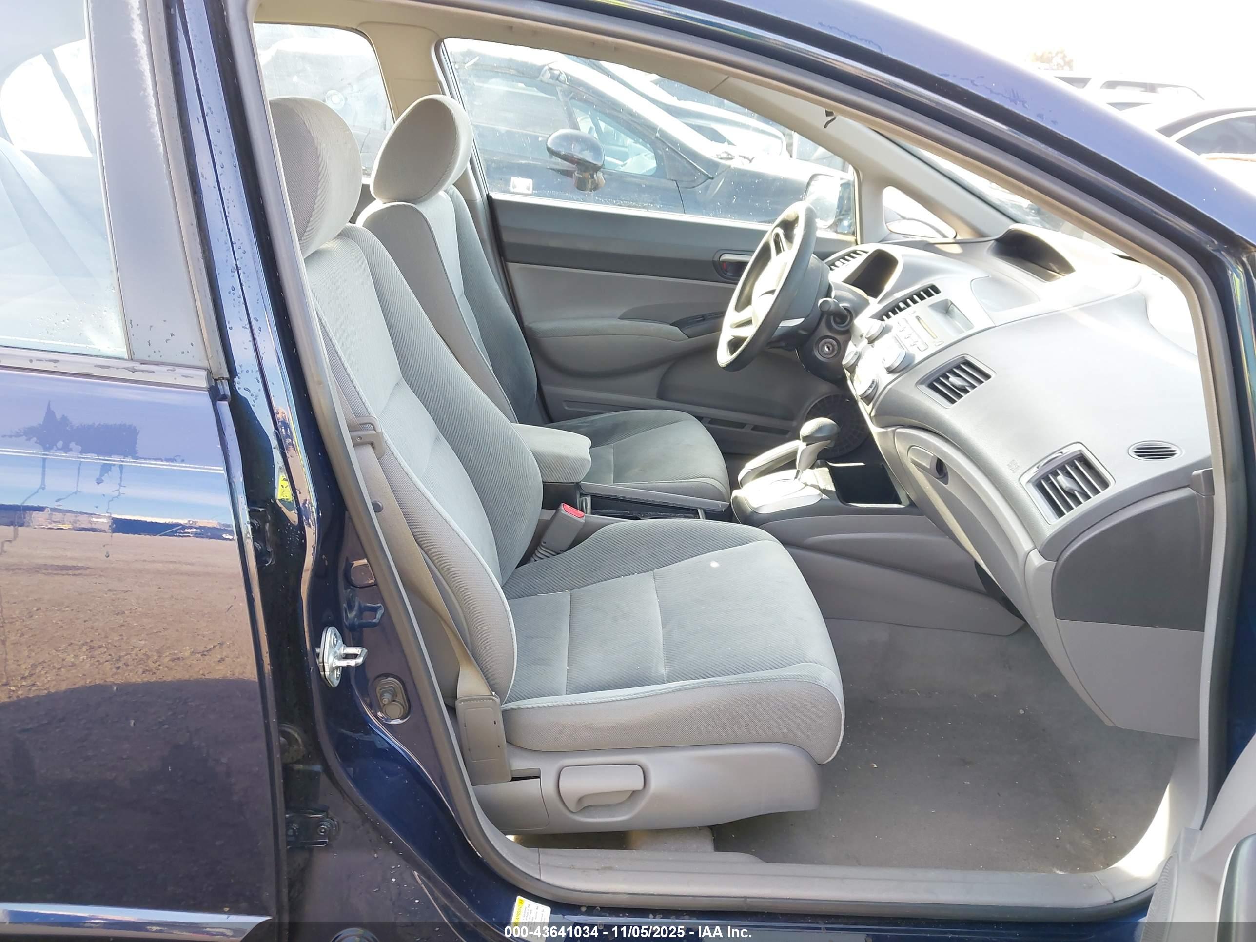 HONDA CIVIC image 5