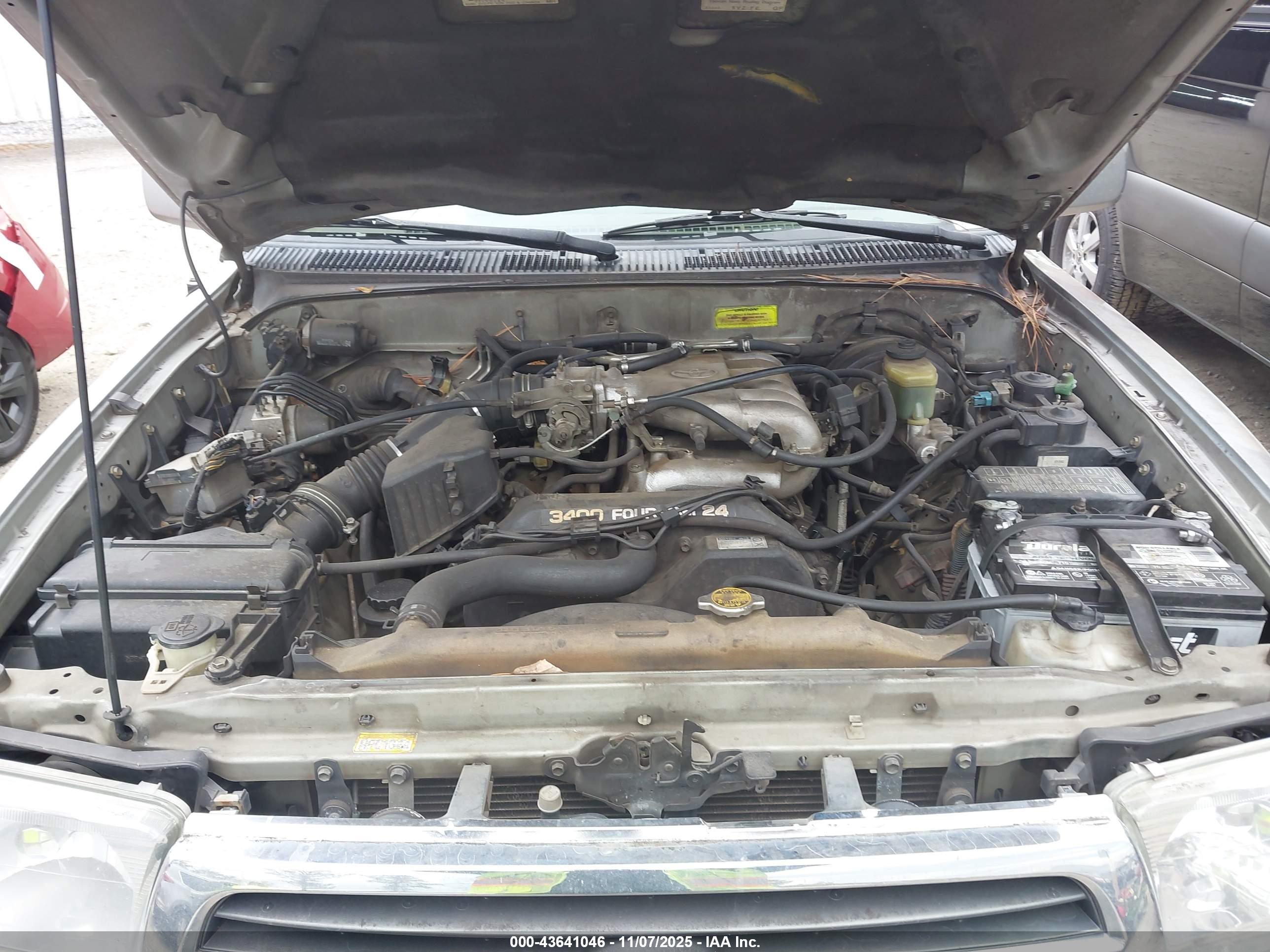 TOYOTA 4RUNNER image 10