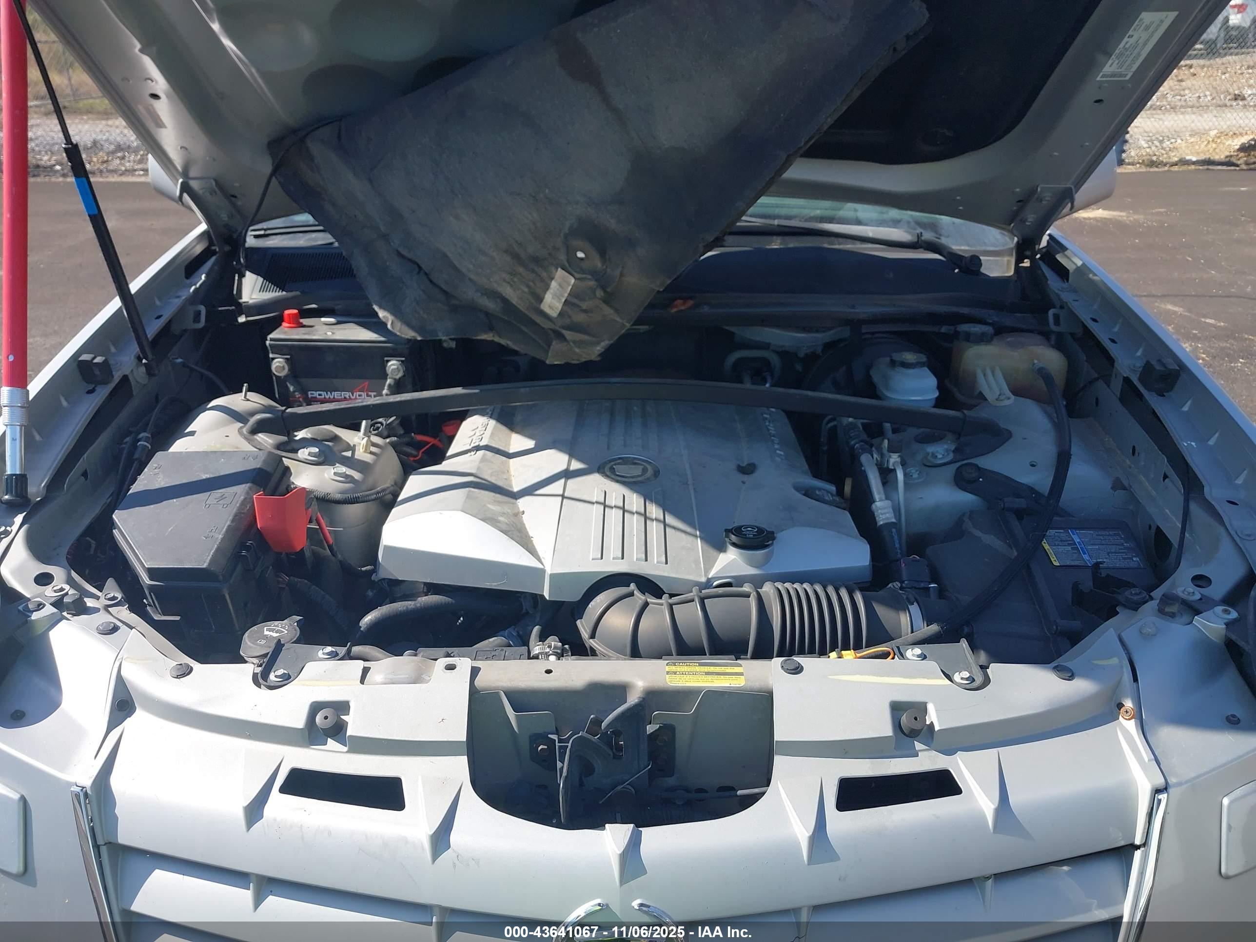 CADILLAC SRX image 10