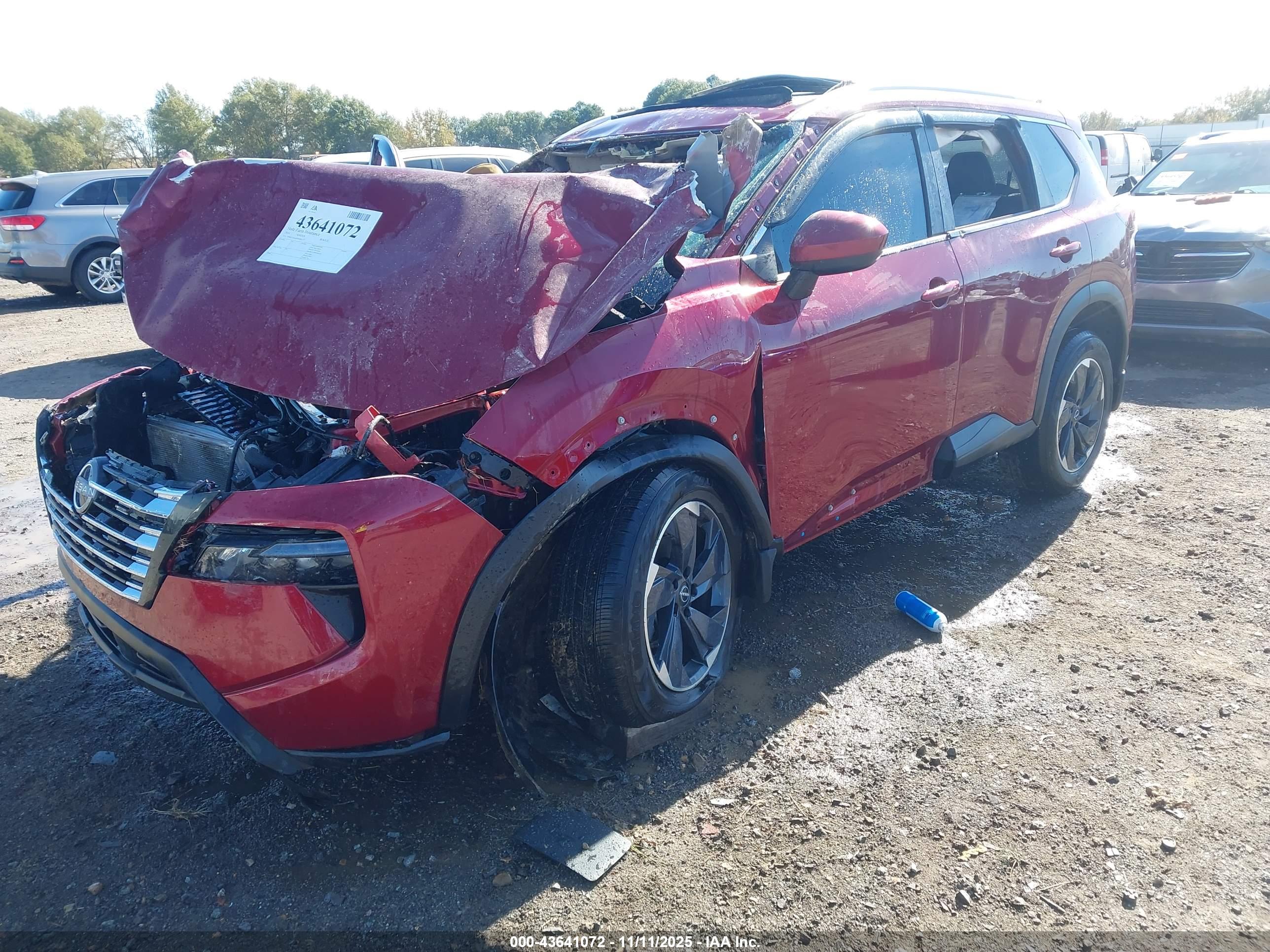 NISSAN ROGUE image 2