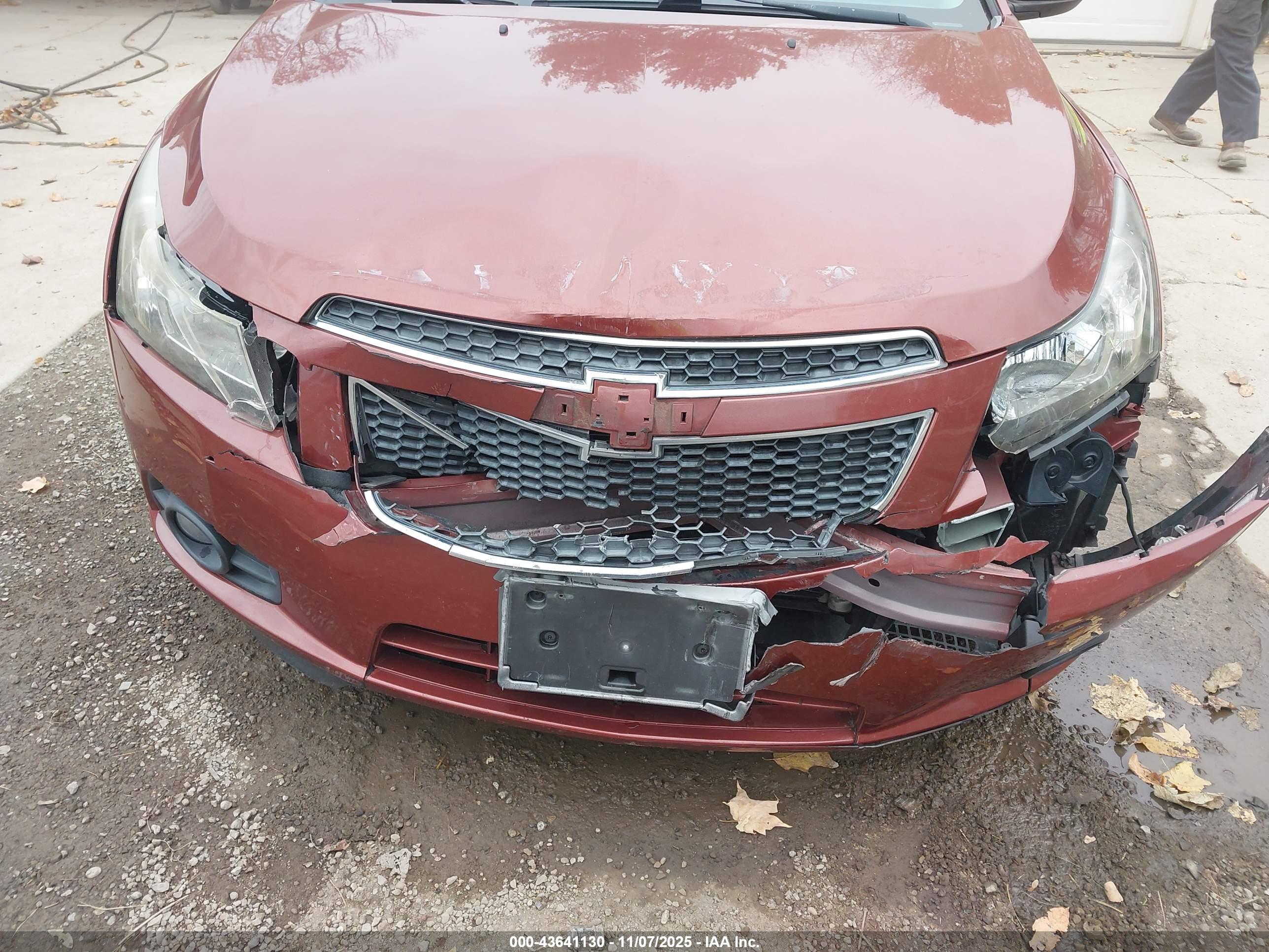 CHEVROLET CRUZE image 6
