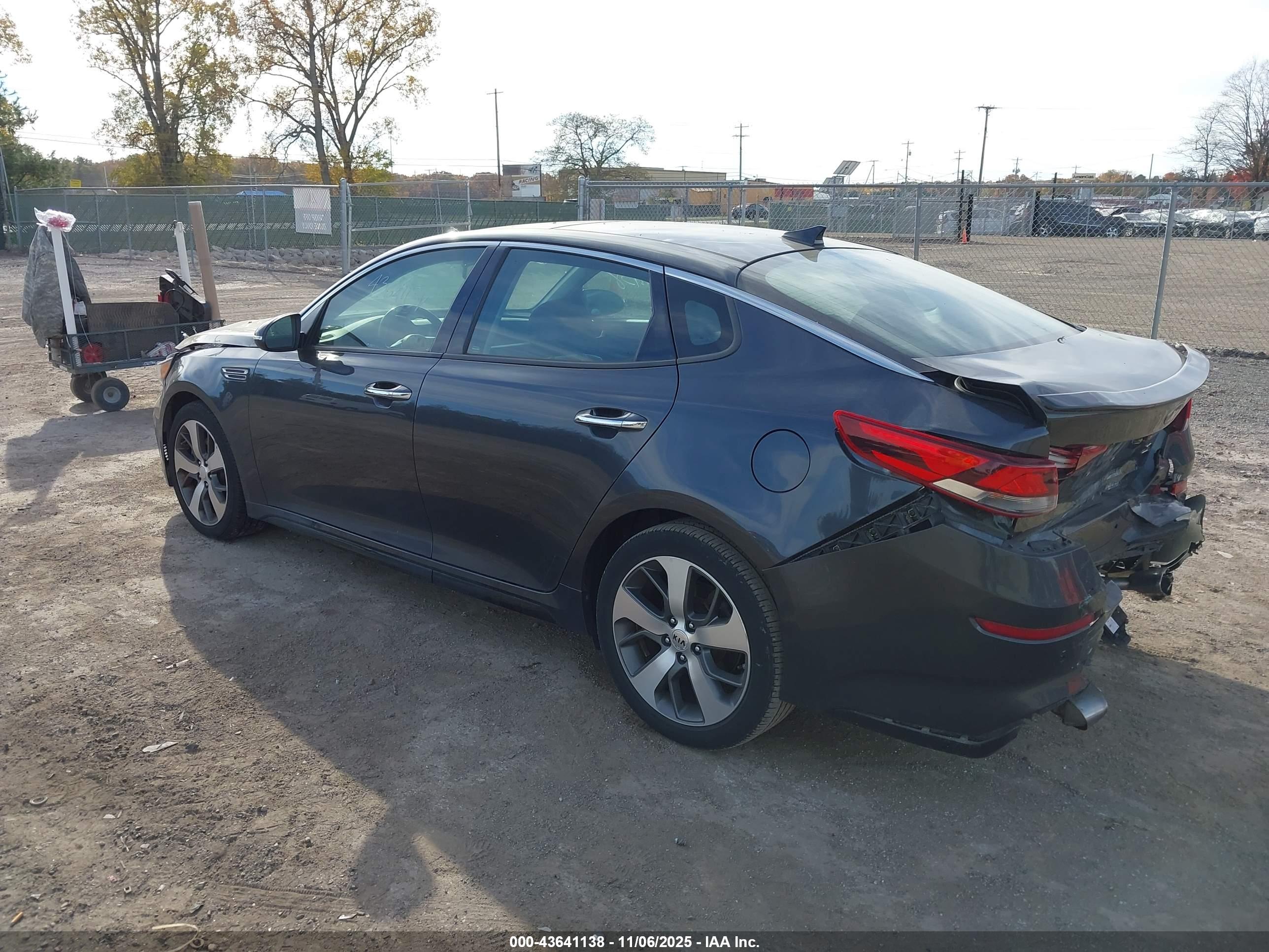 KIA OPTIMA image 3