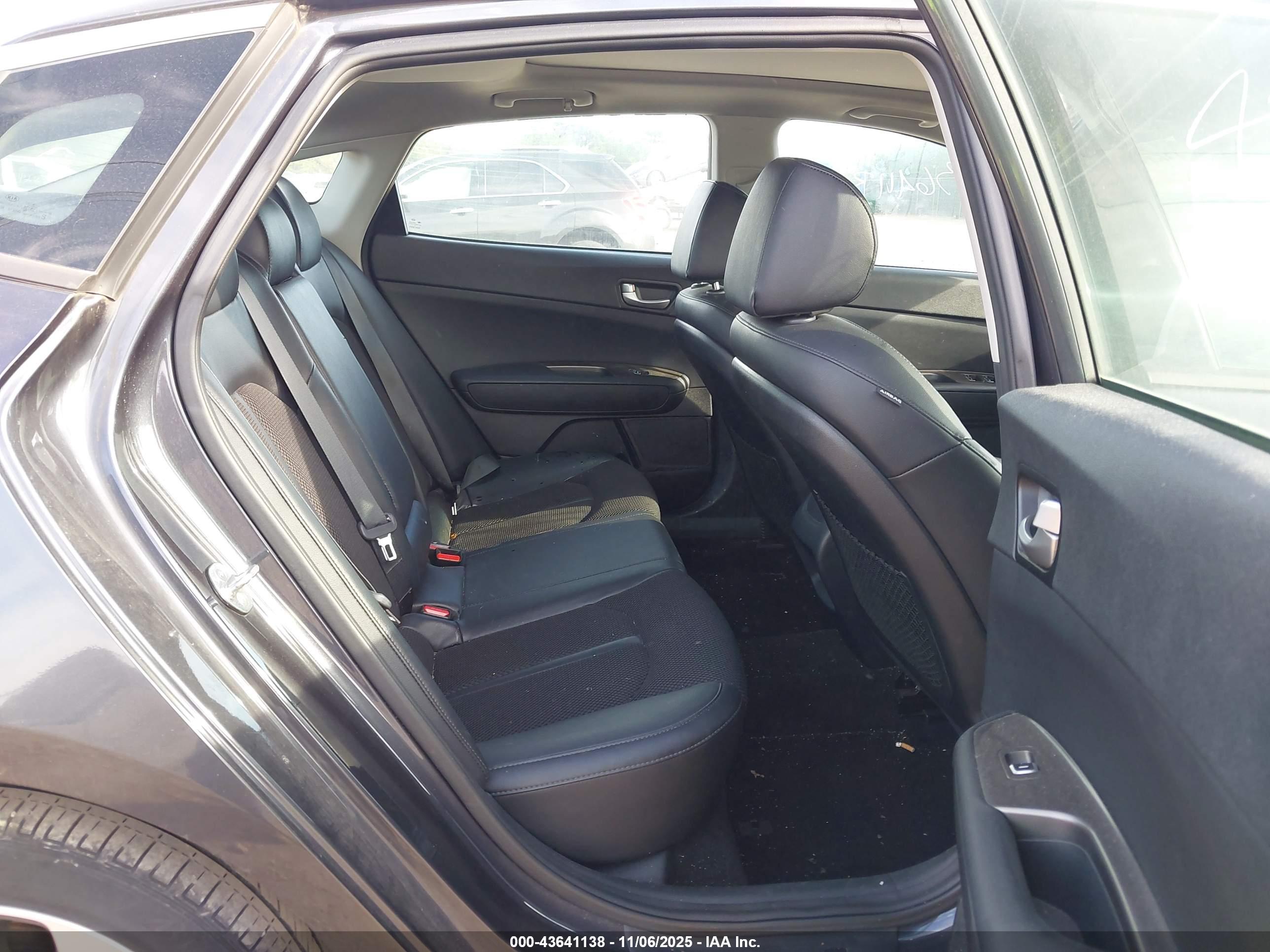 KIA OPTIMA image 8