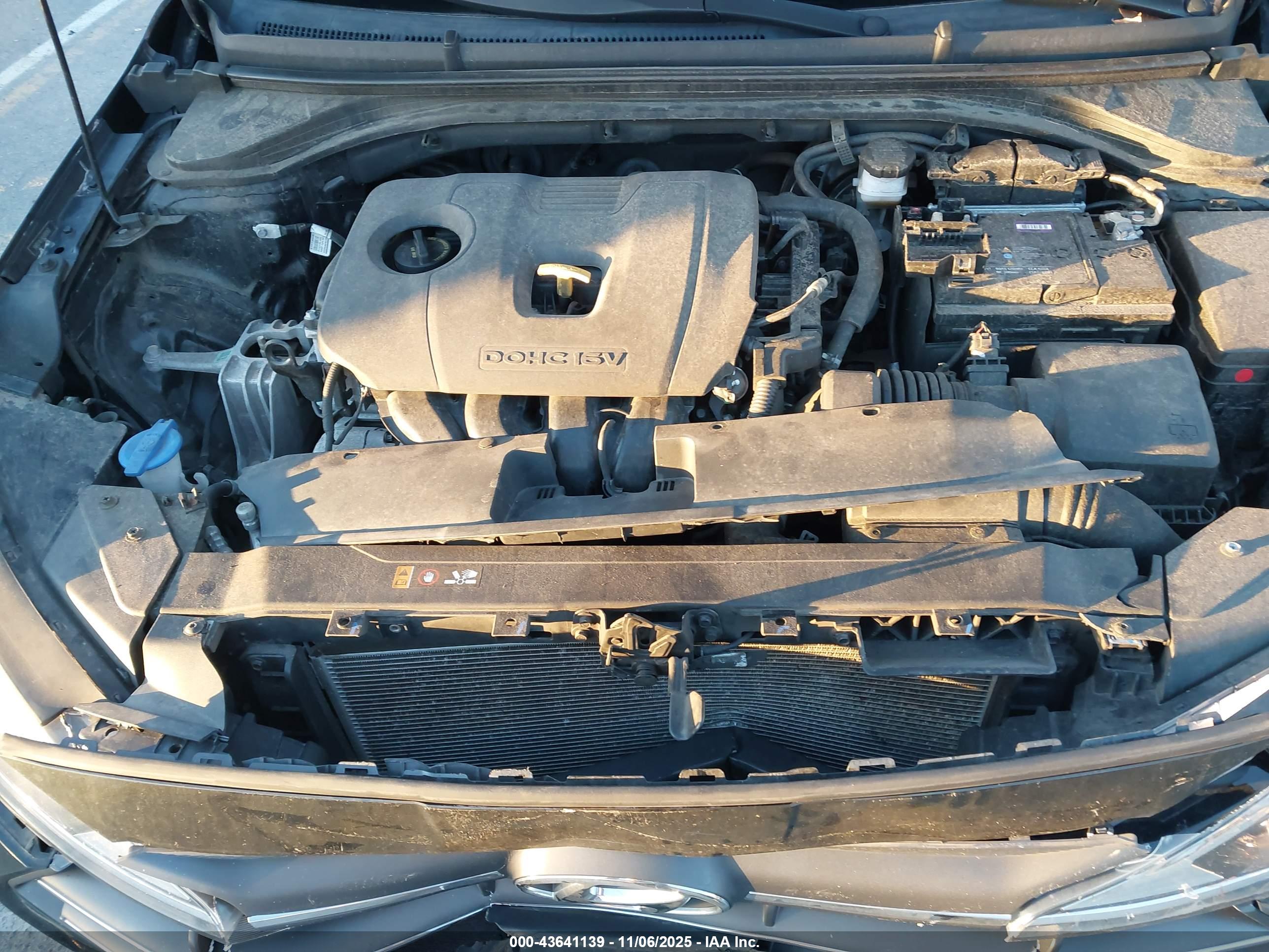 HYUNDAI ELANTRA image 10