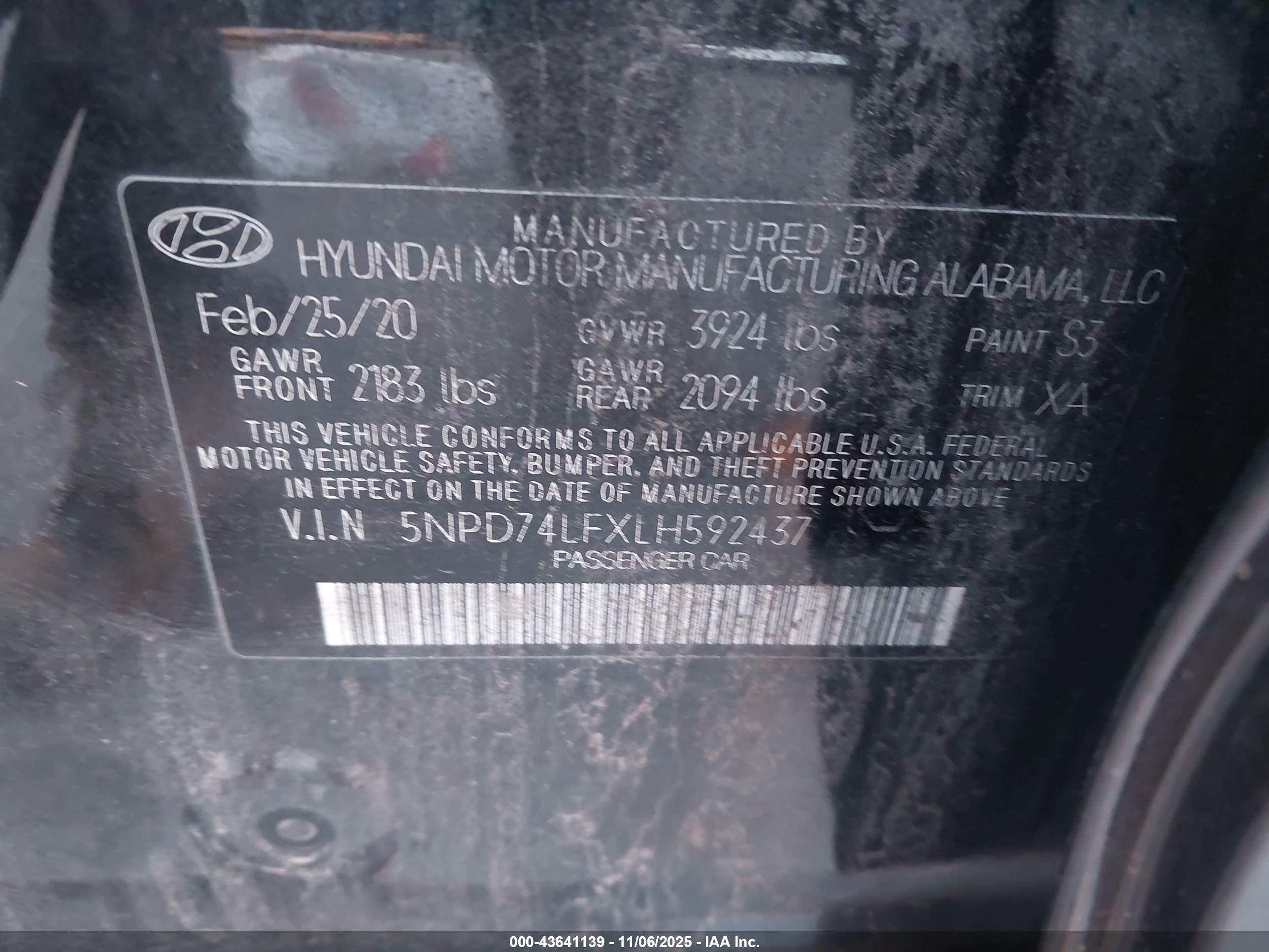 HYUNDAI ELANTRA image 9