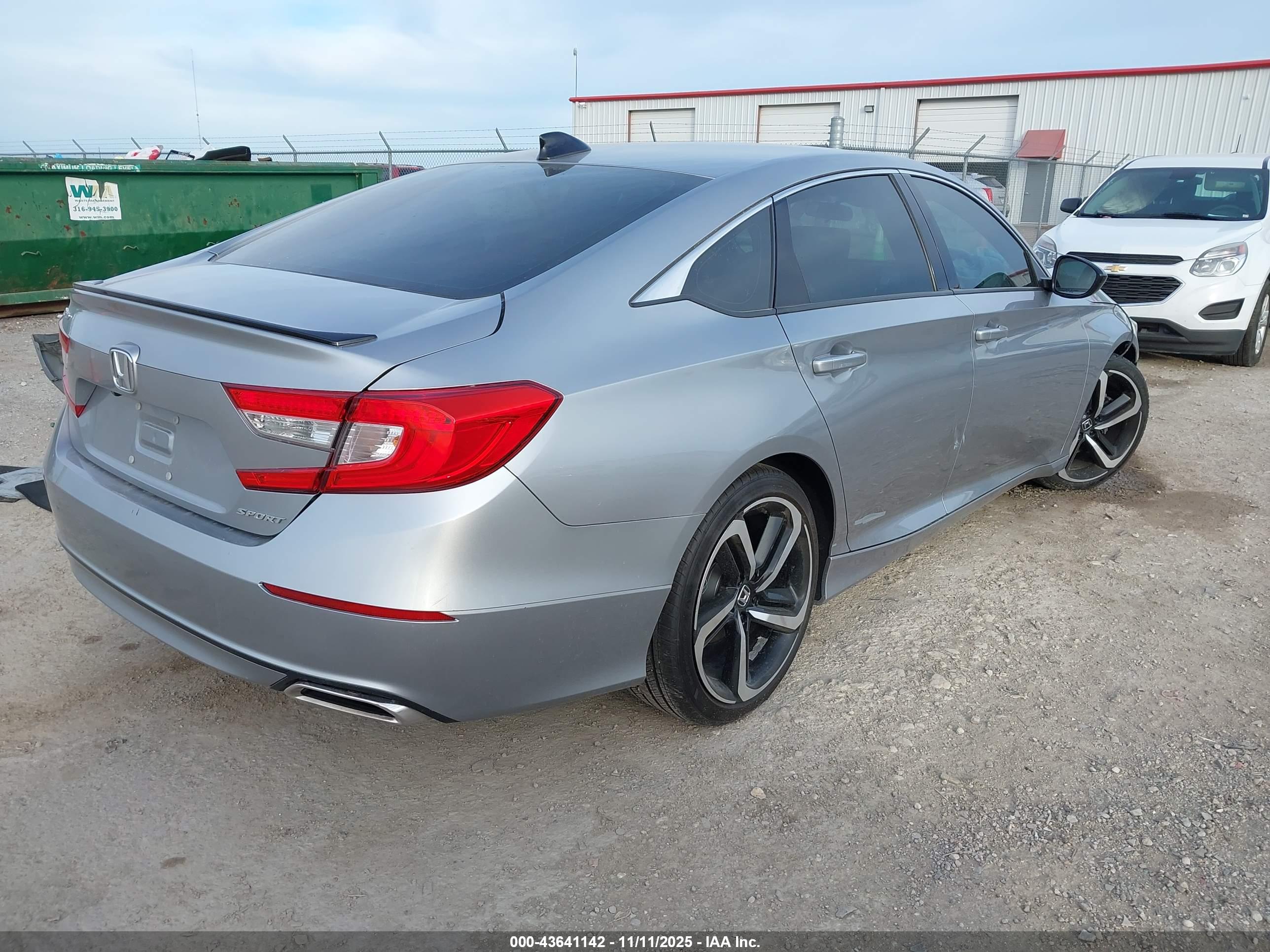 HONDA ACCORD image 4