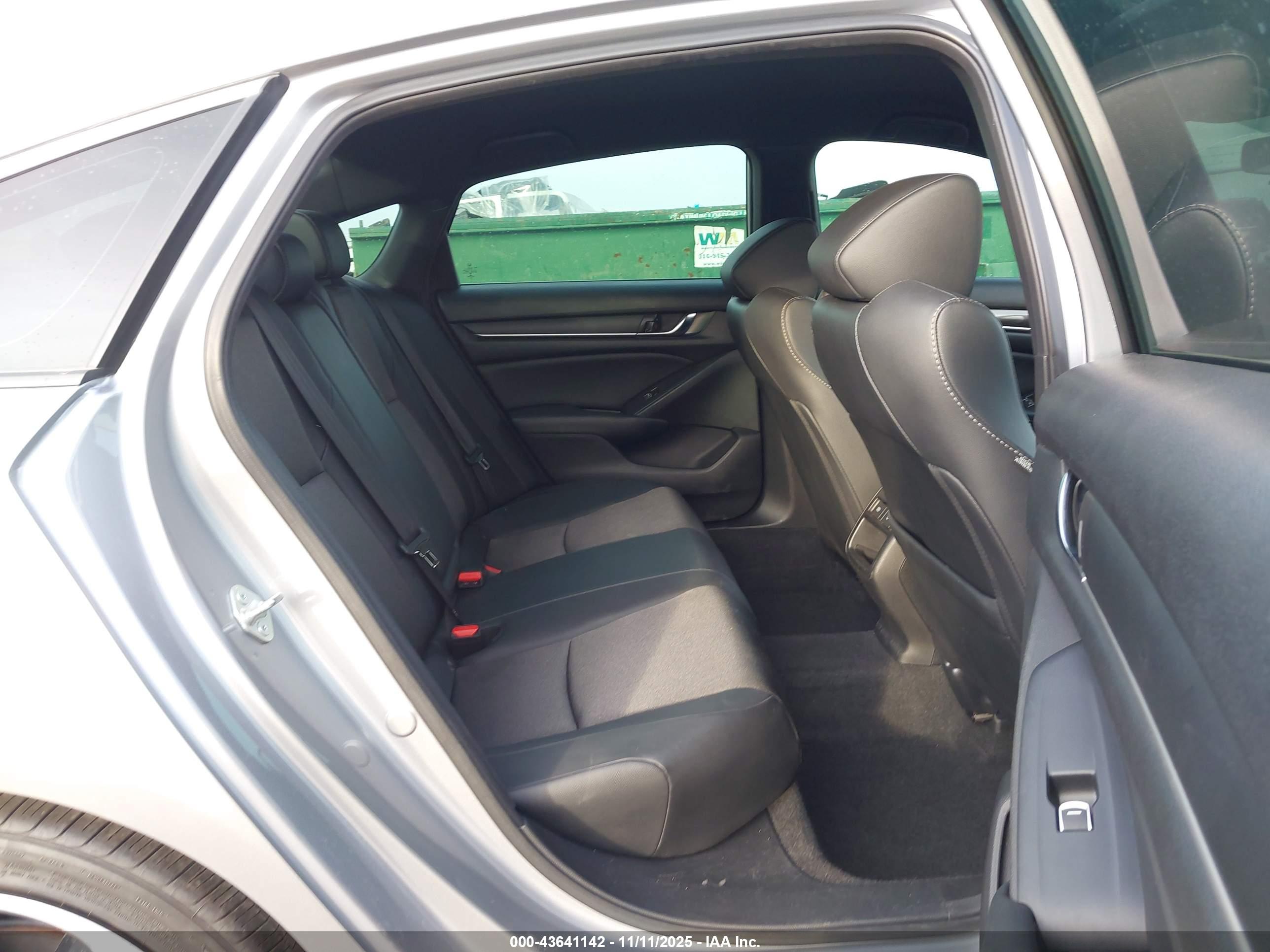HONDA ACCORD image 8
